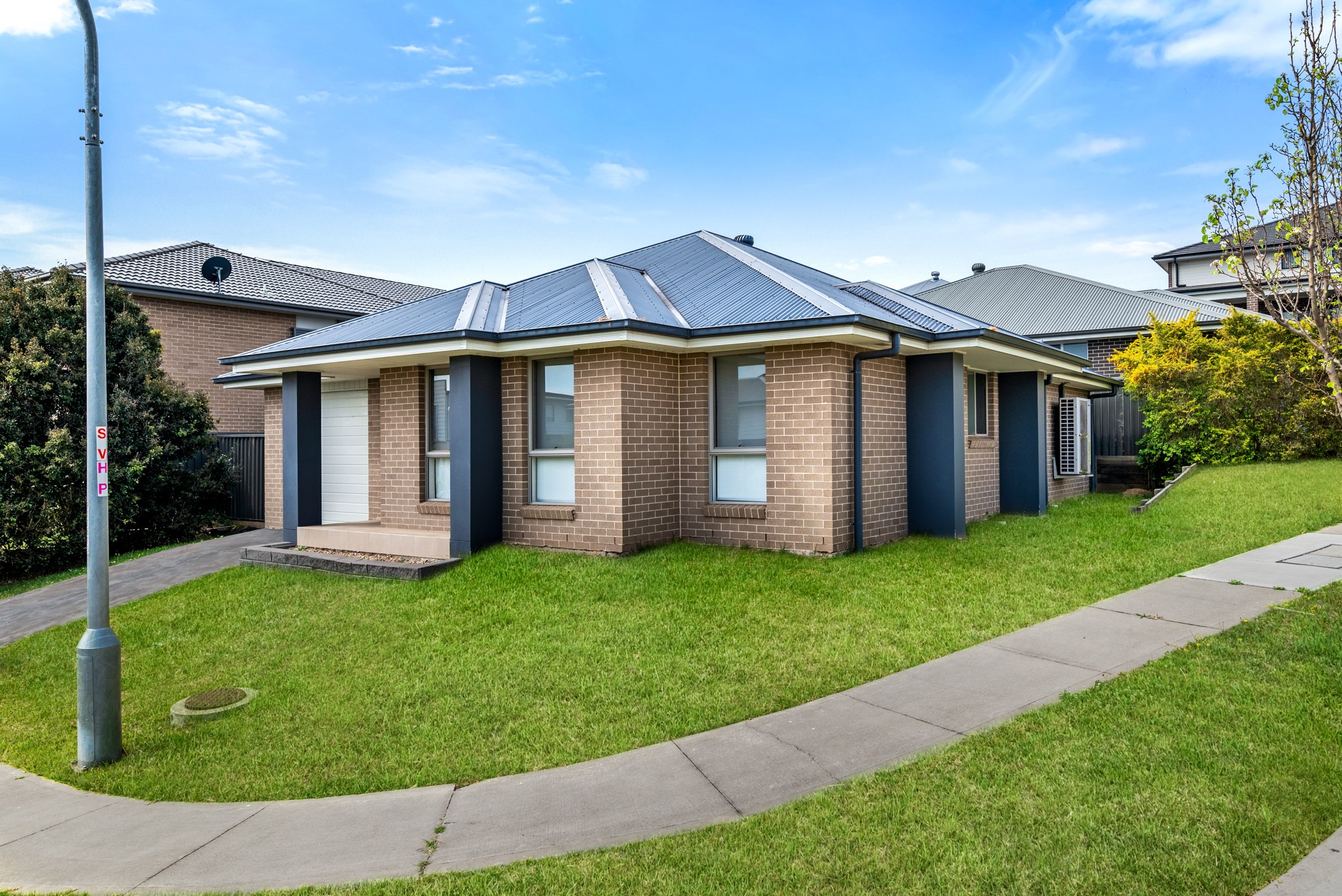 35 Farm Cove, Gregory Hills, NSW 2557
