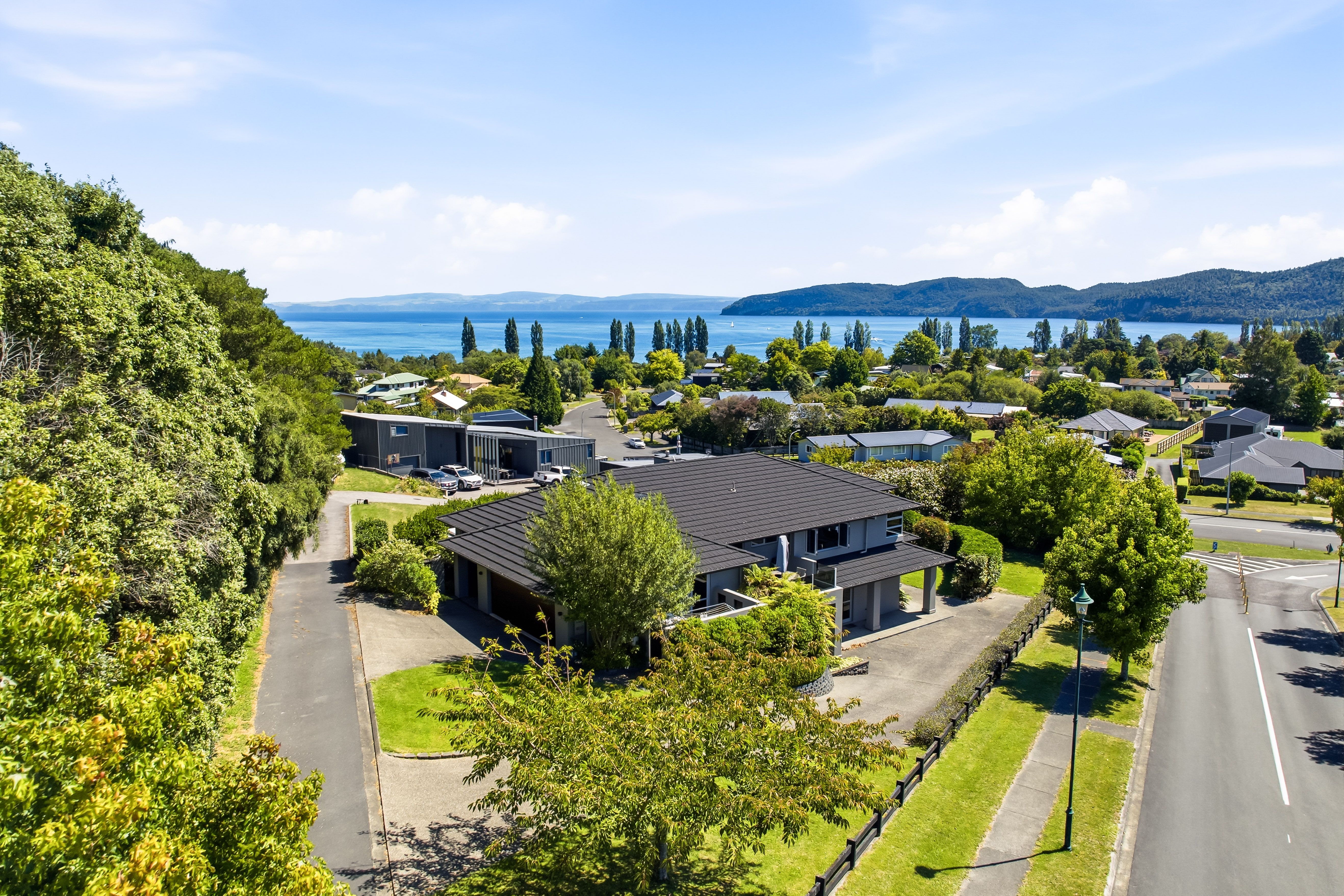 1 Locheagles Rise, Kinloch, Taupo District