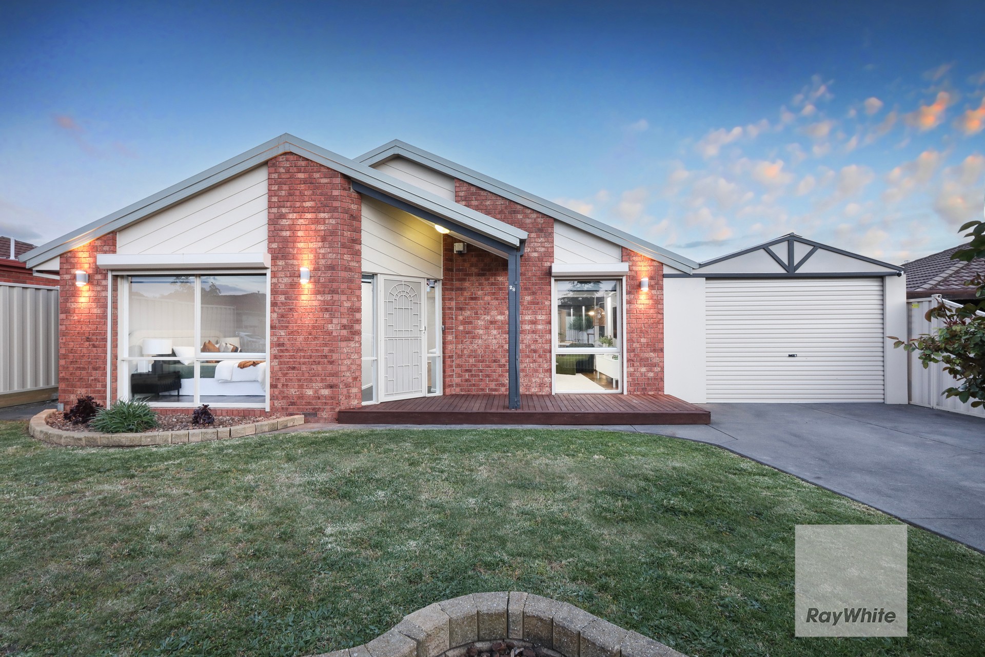28 Gabrielle Crescent, Gladstone Park, VIC 3043