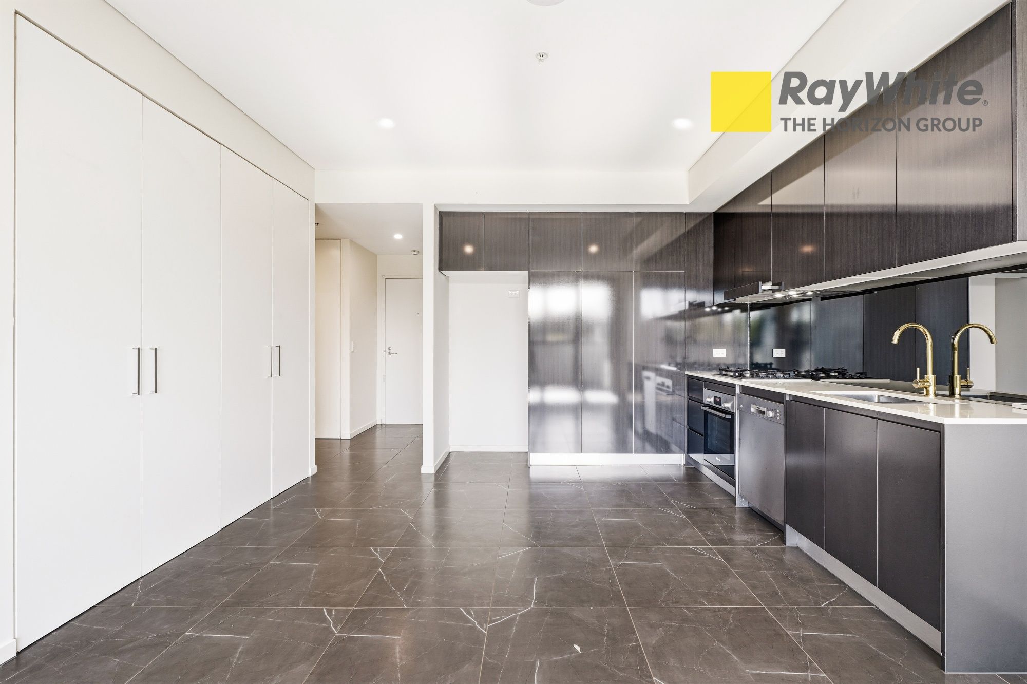 9092/5 Bennelong Parkway — photo 12 of 25