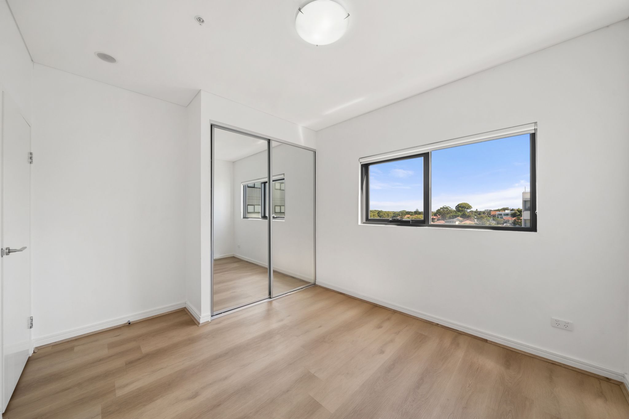 136/1-5 Gertrude Street — photo 7 of 12