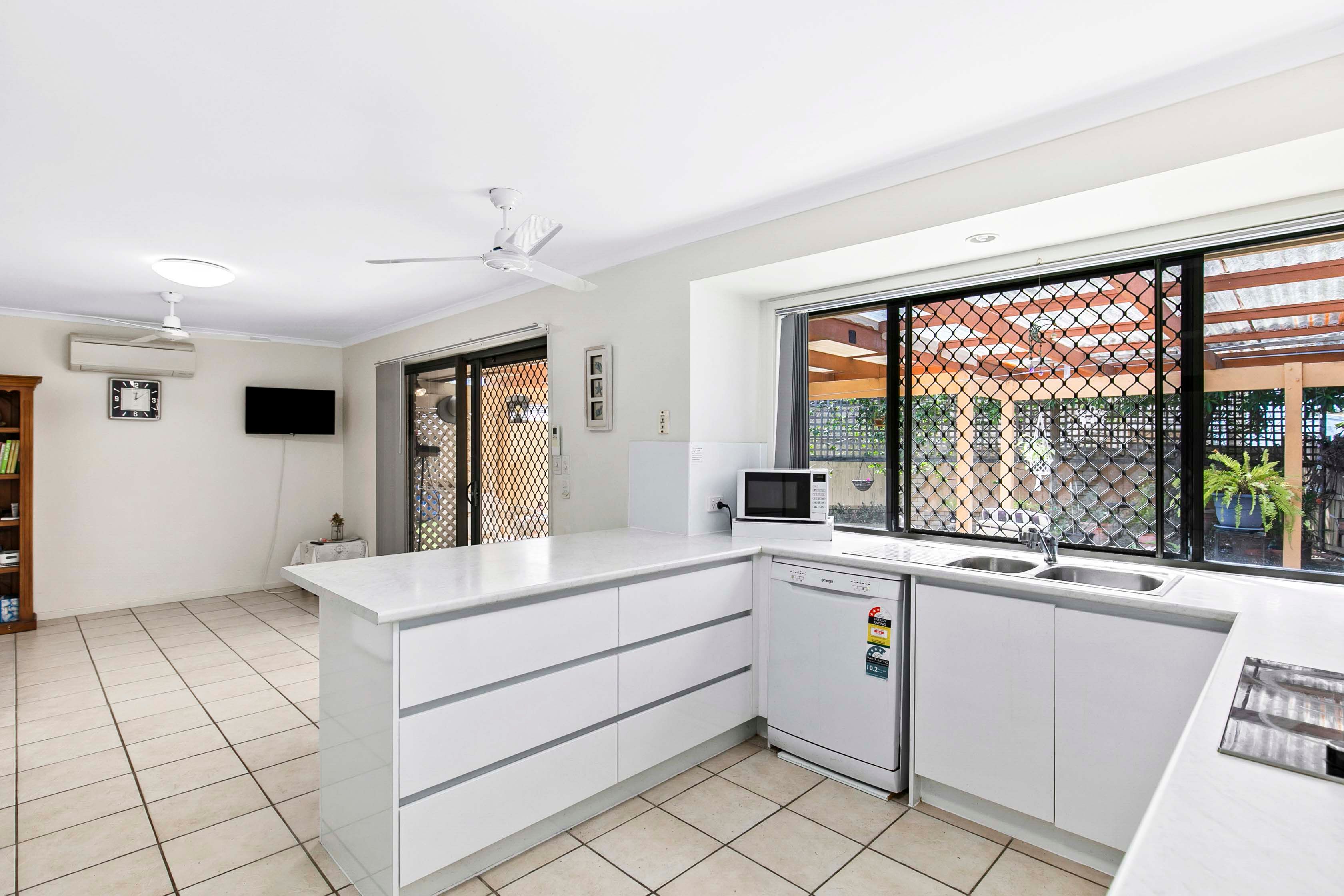 6 Corbet Court — photo 7 of 25