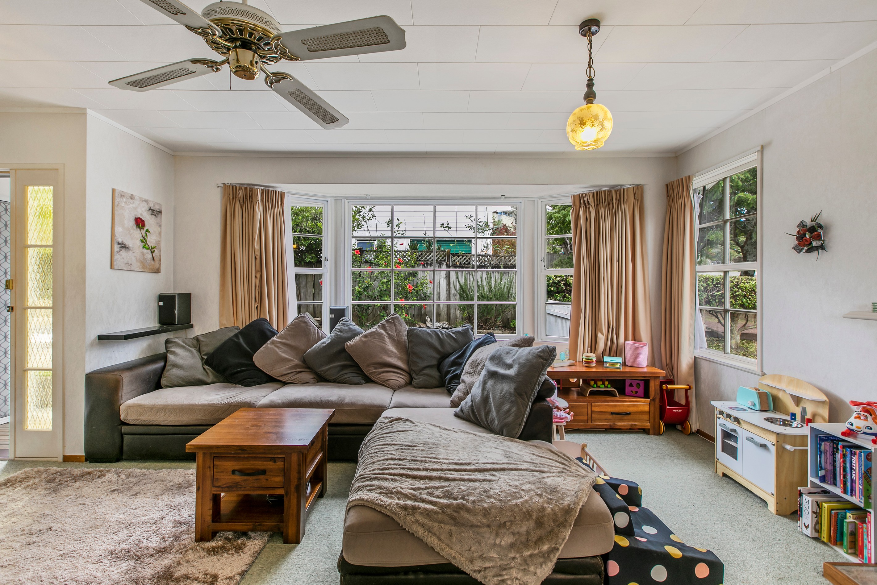 8 Cunliffe Place, Glenfield, North Shore City