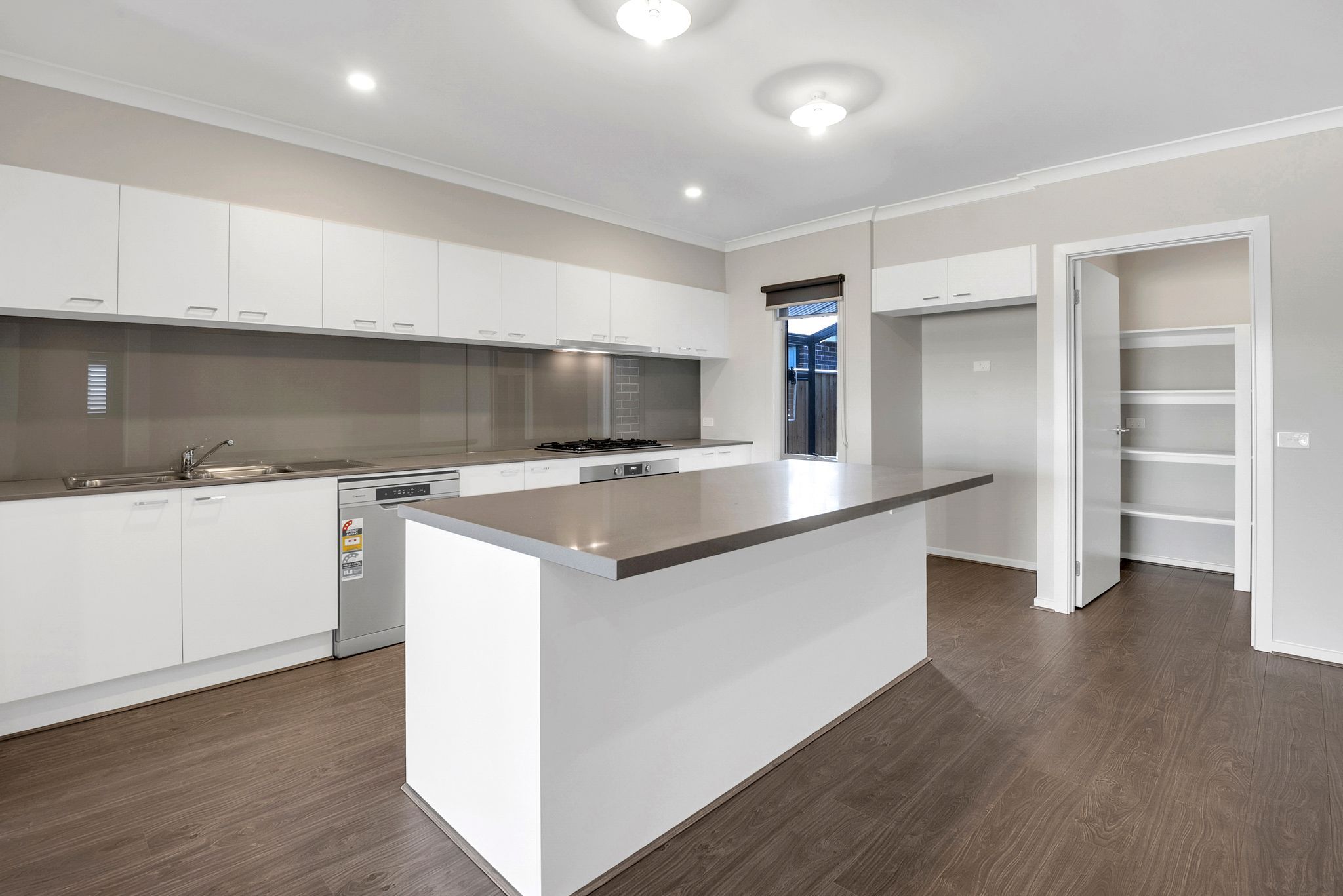 43 Grovedon Circuit, Donnybrook, VIC 3064