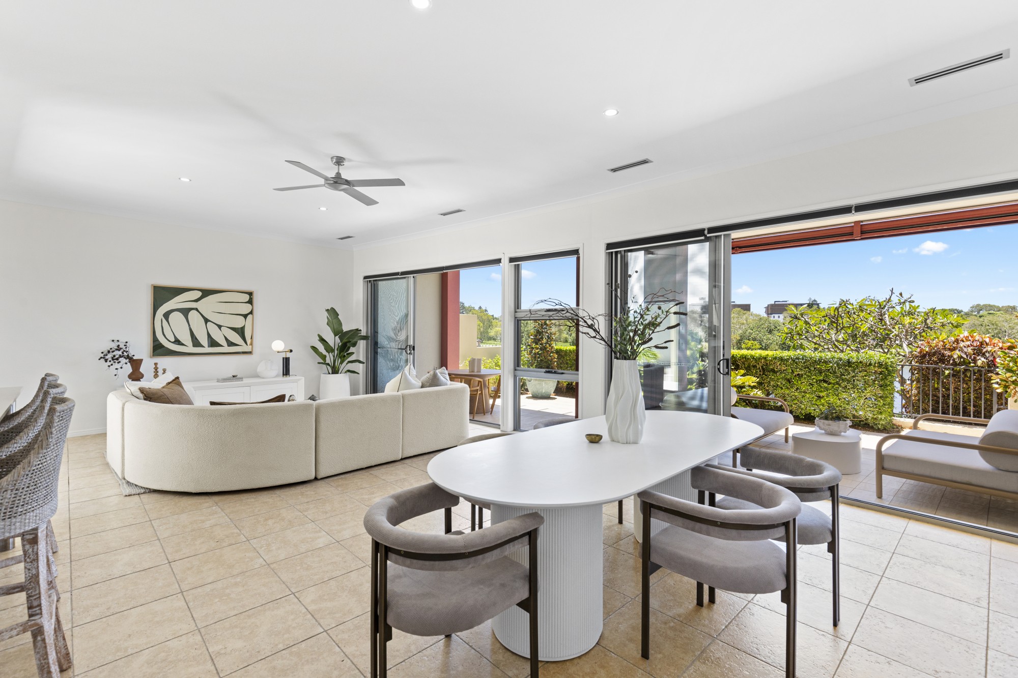 3013 The Boulevarde, Carrara, QLD 4211