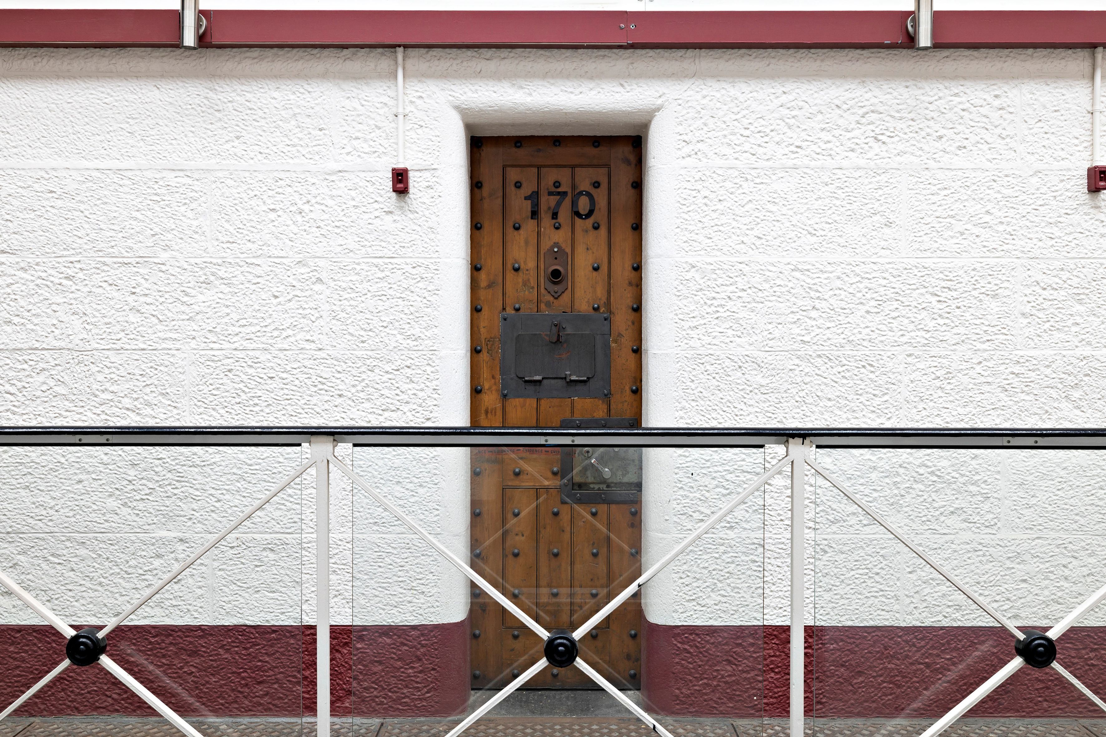 4170/4 Wardens Walk — photo 8 of 19