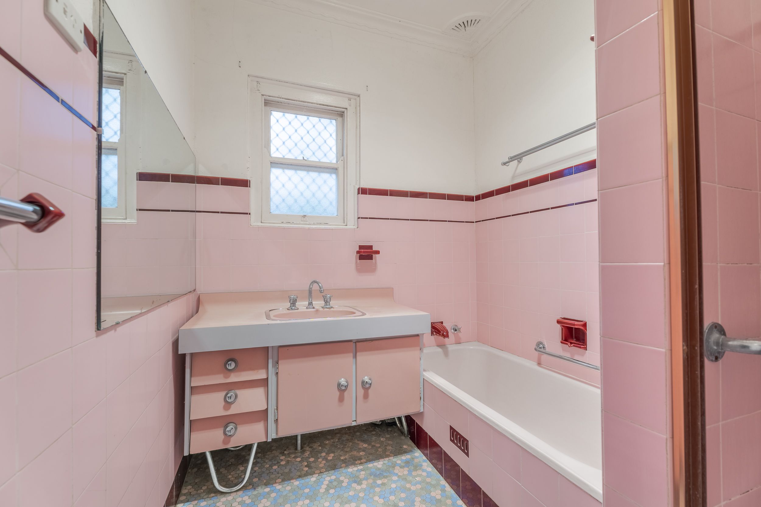 72 Tamworth Street — photo 11 of 17