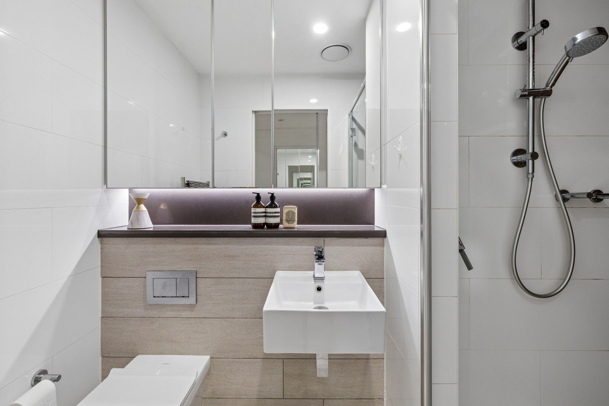 5/9 Victoria Street — photo 18 of 26