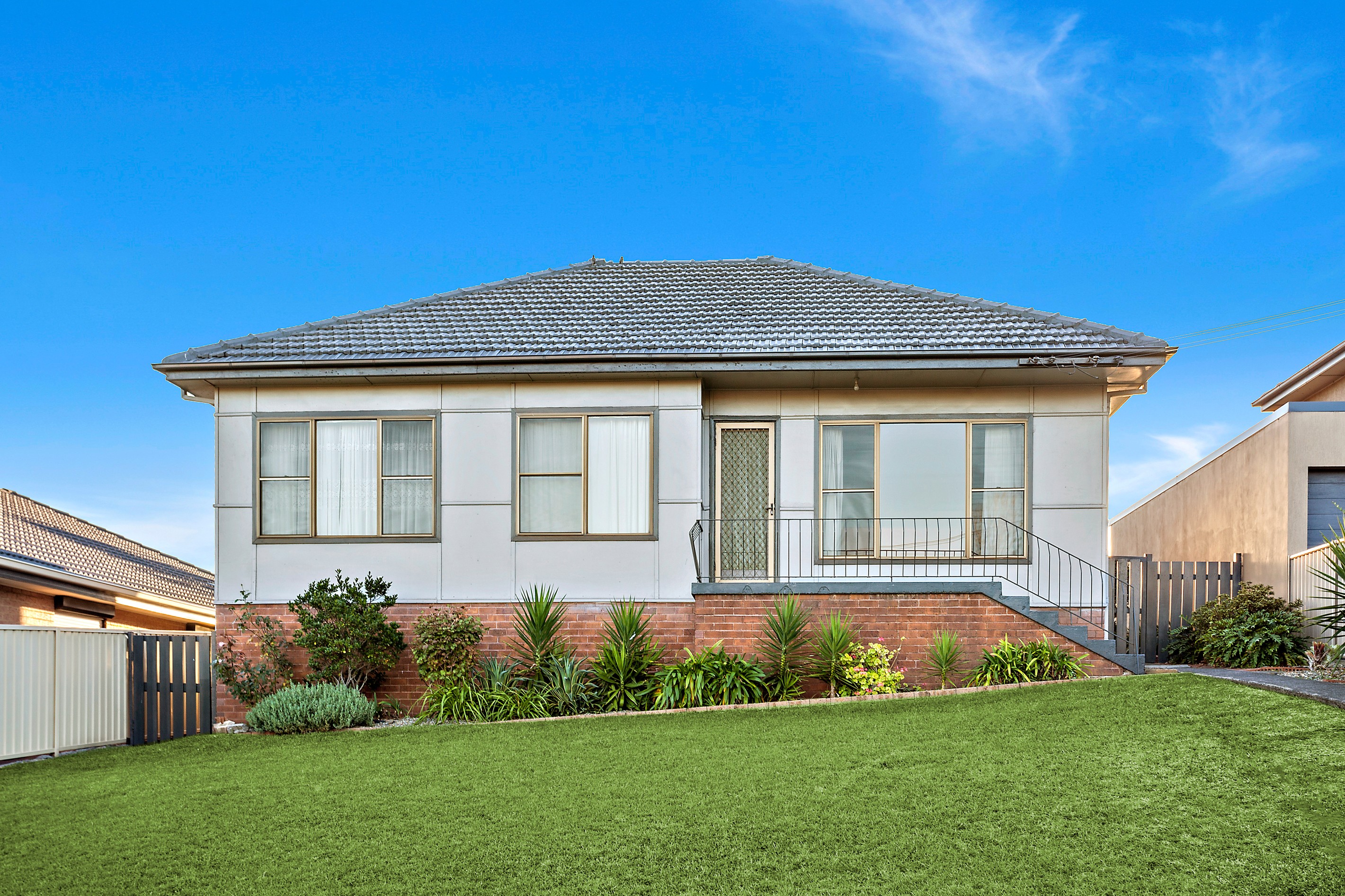 34 Karrabah Crescent, Lake Heights, NSW 2502