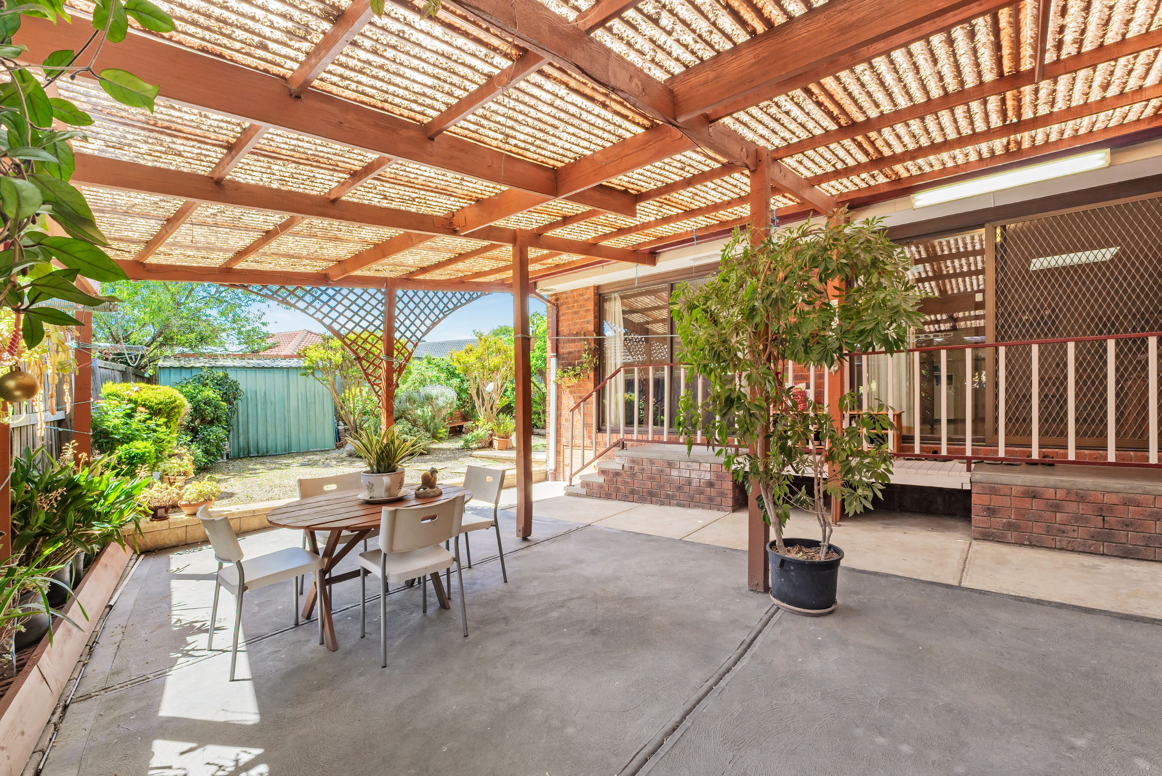 10 Streeton Circuit — photo 10 of 14