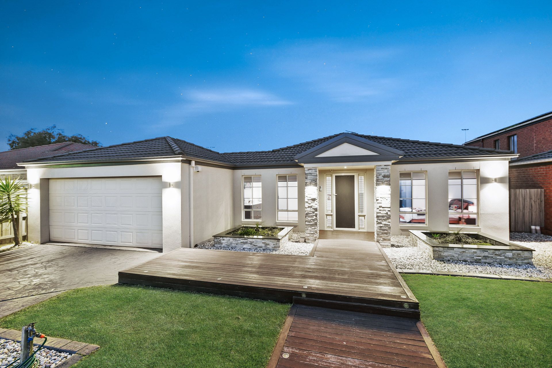 16 Osmington Circle, Narre Warren South, VIC 3805