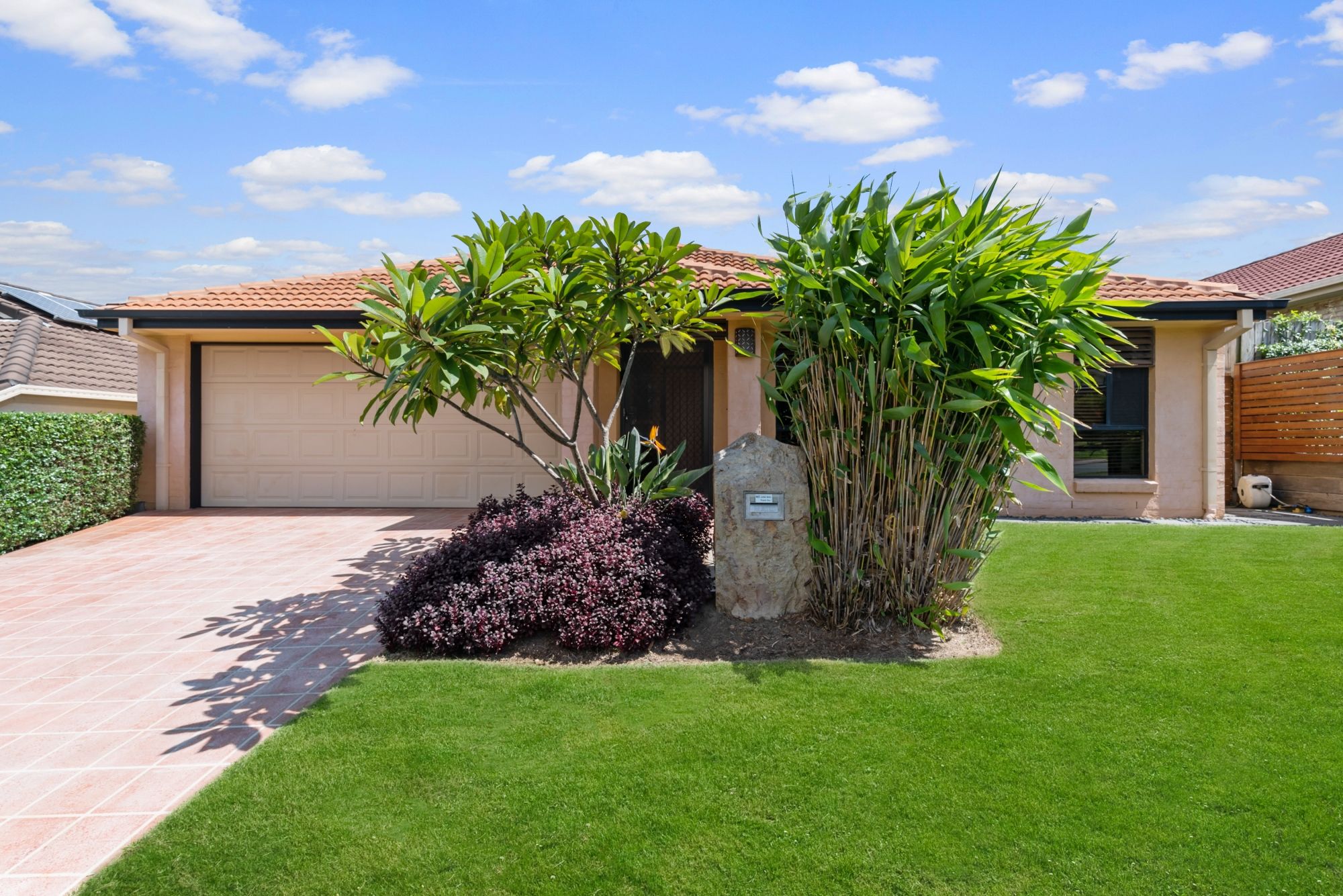 17 Campion Drive, North Lakes, QLD 4509