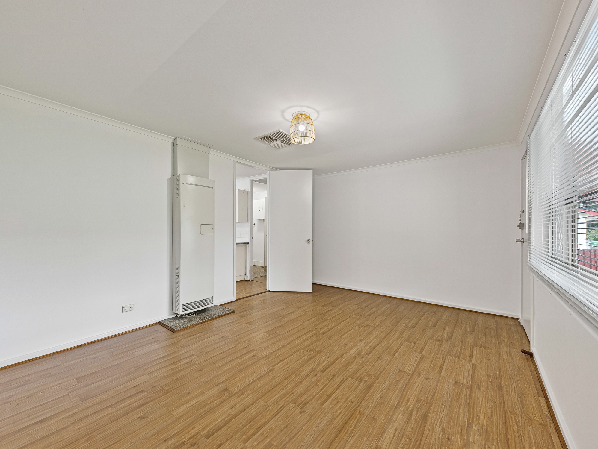 28 Waratah Crescent, West Albury, NSW 2640