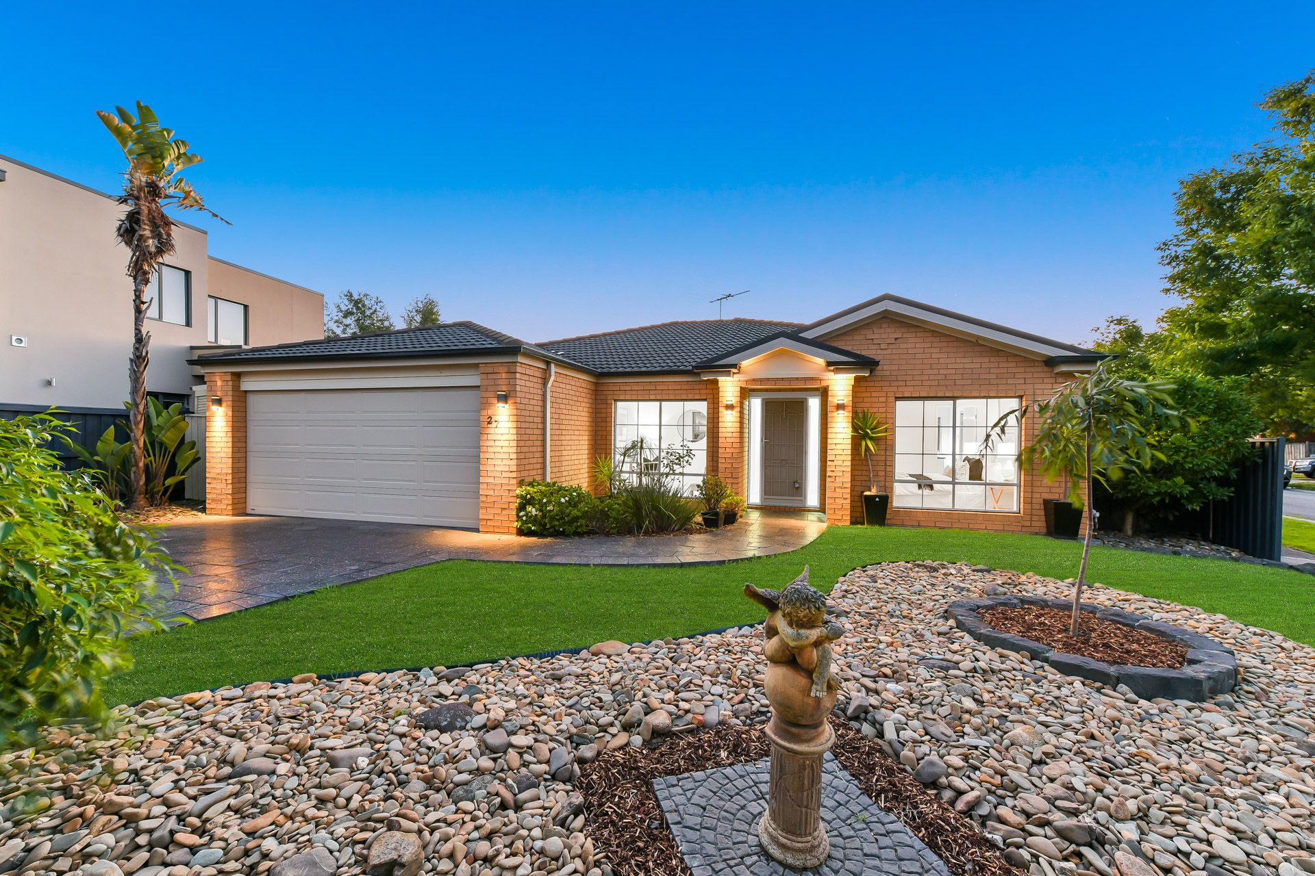 27 Jack William Way, Berwick VIC 3806