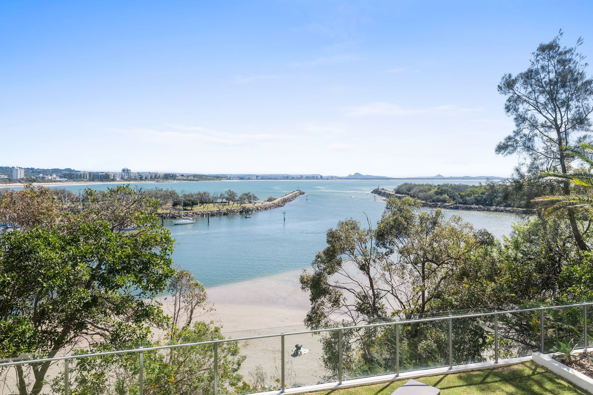 2/8 Pacific Boulevard, Buddina, QLD 4575