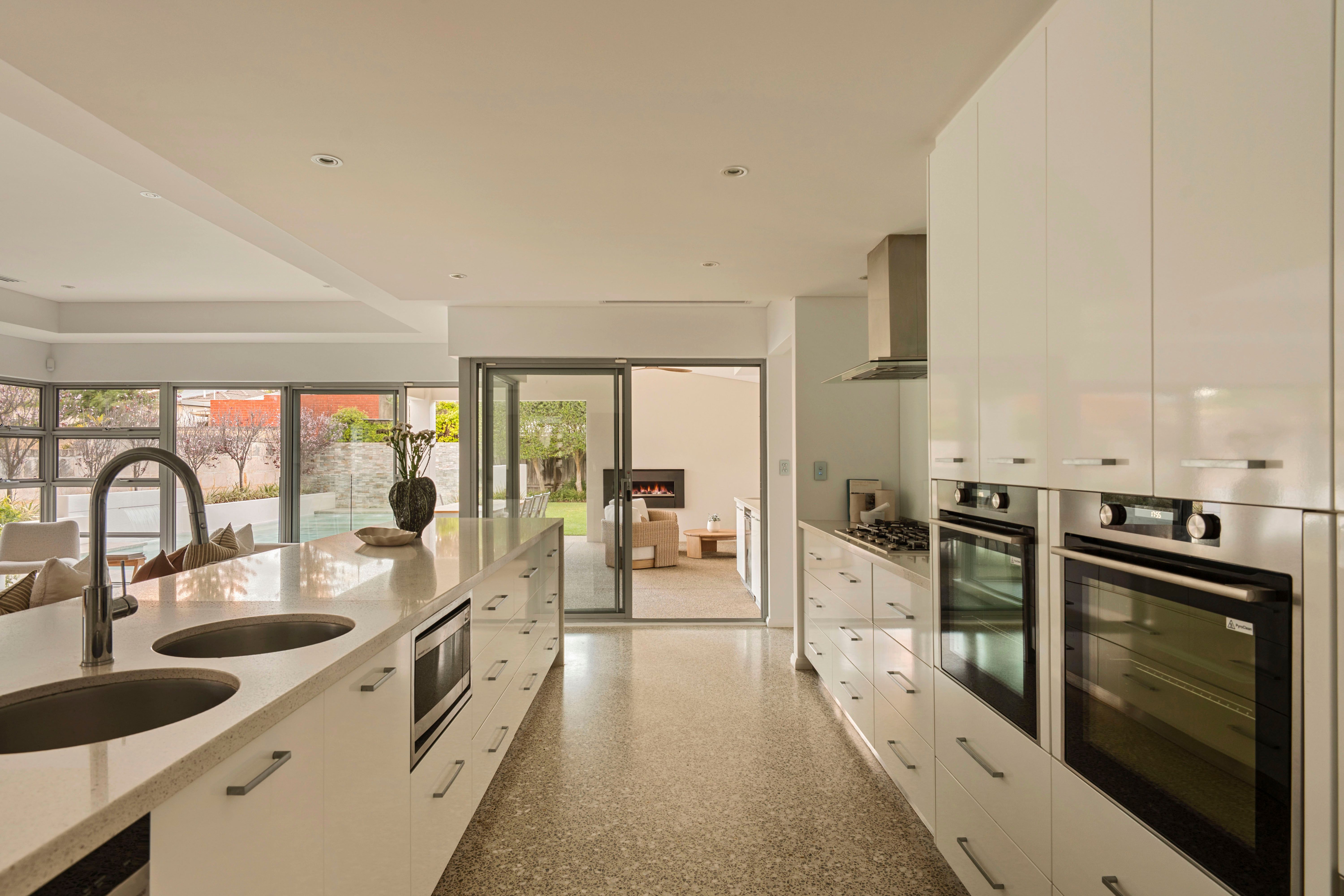 34 Lyons Street — photo 6 of 30