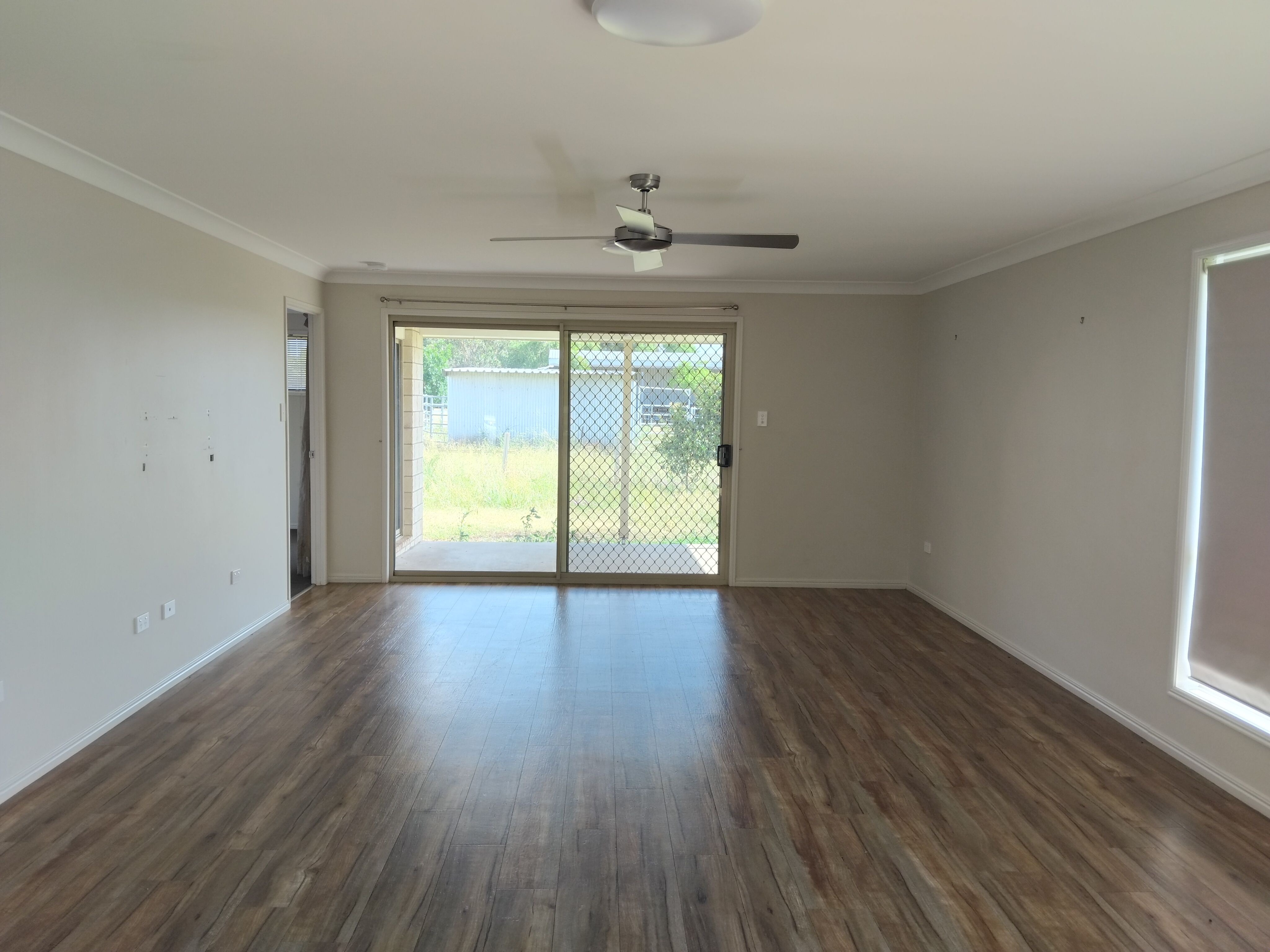 22 Lochaber Road — photo 3 of 9