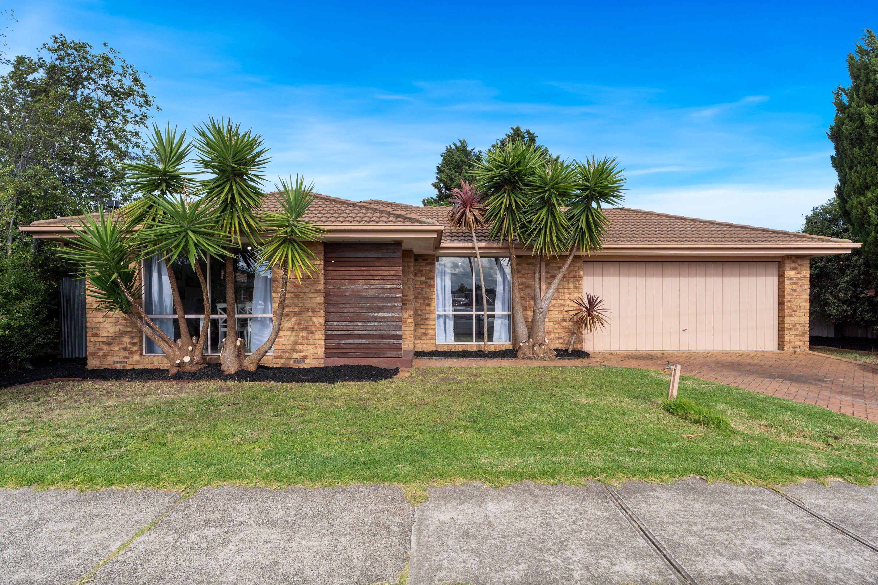 8 Leigh Court, Craigieburn, VIC 3064