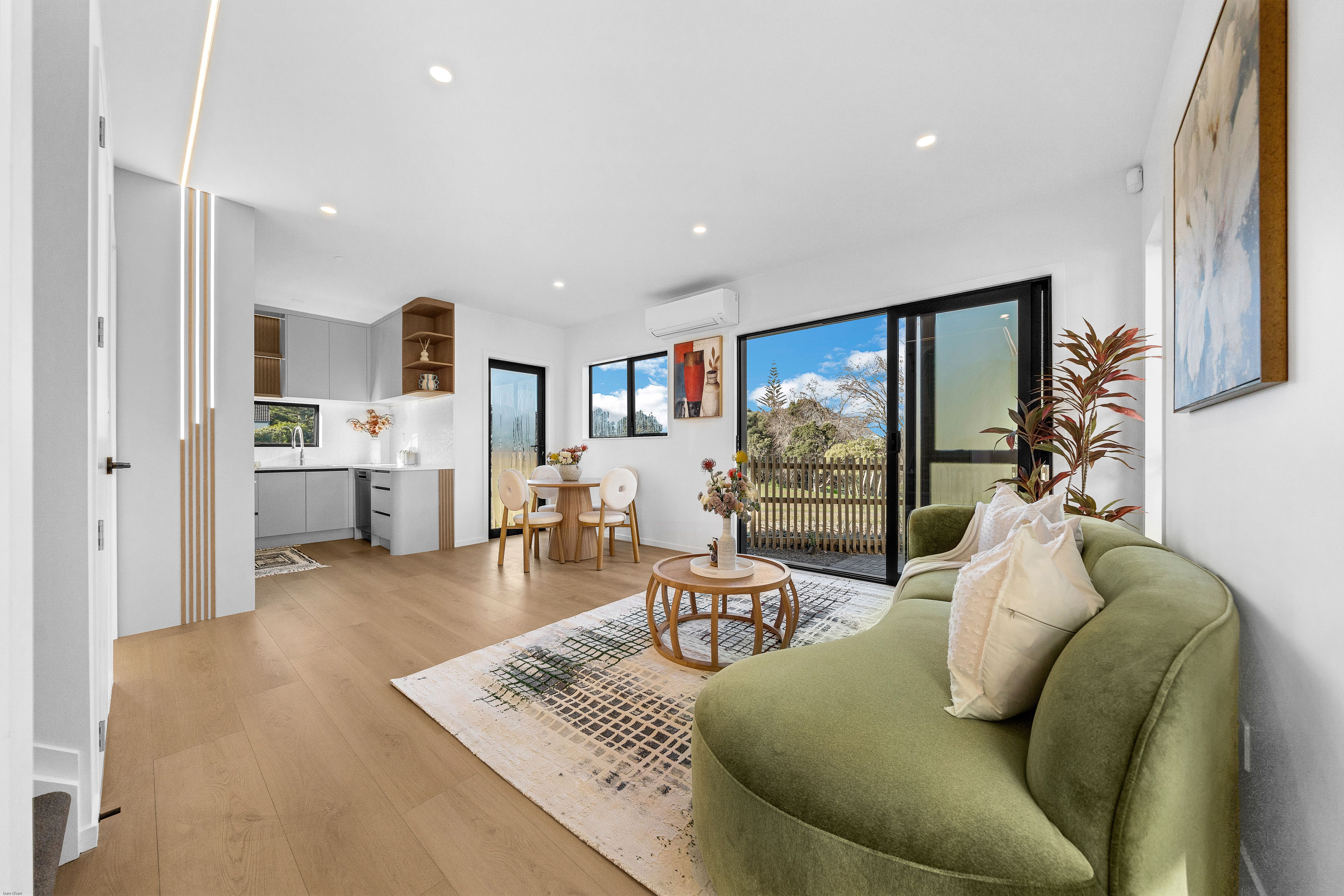 12E Mchardy Place, Glenfield, North Shore City