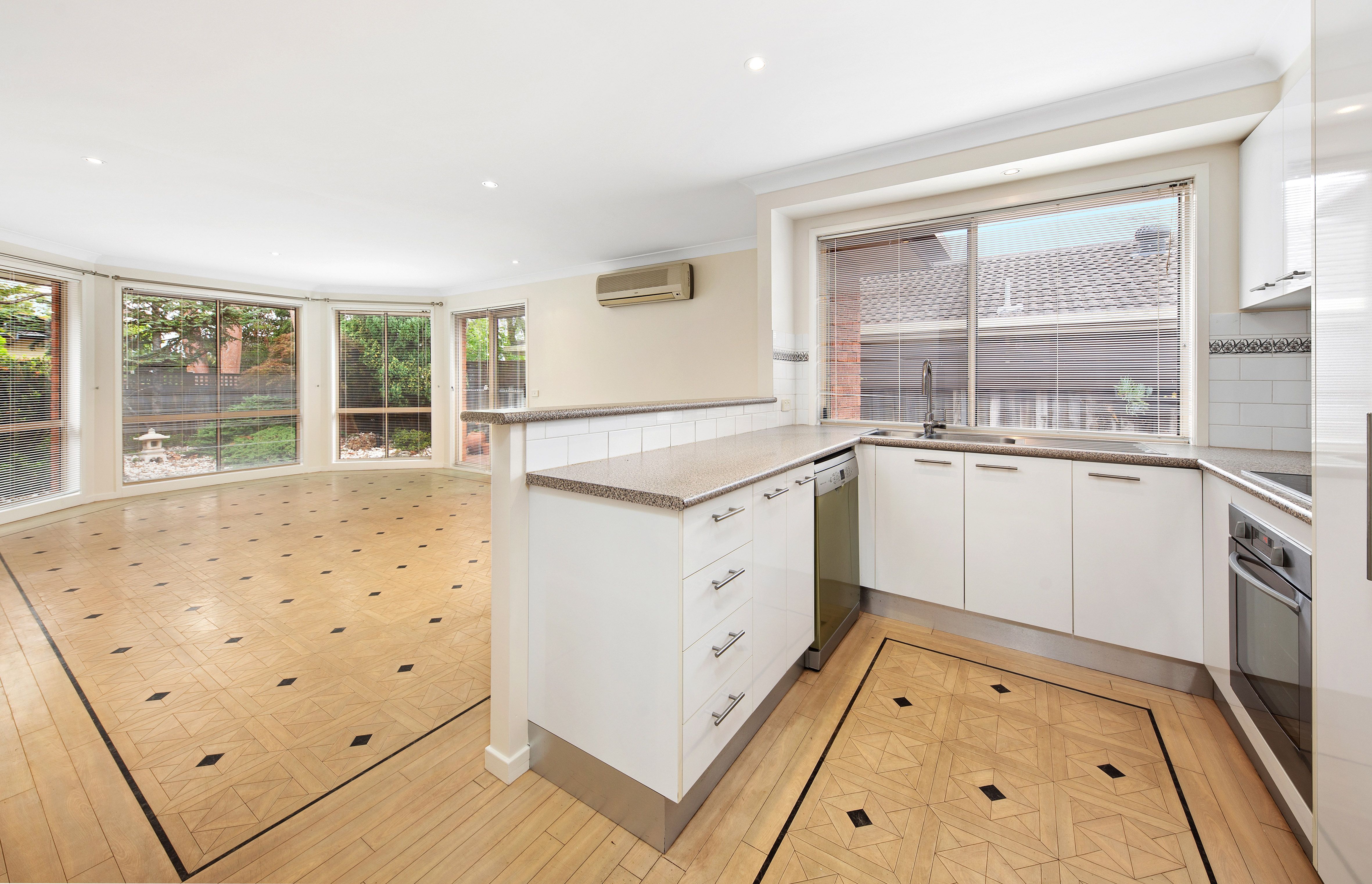 5 Cottonwood Grove, Menai, NSW 2234