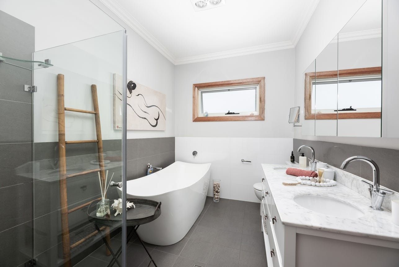 50 Lawrence Hargrave Drive — photo 16 of 19