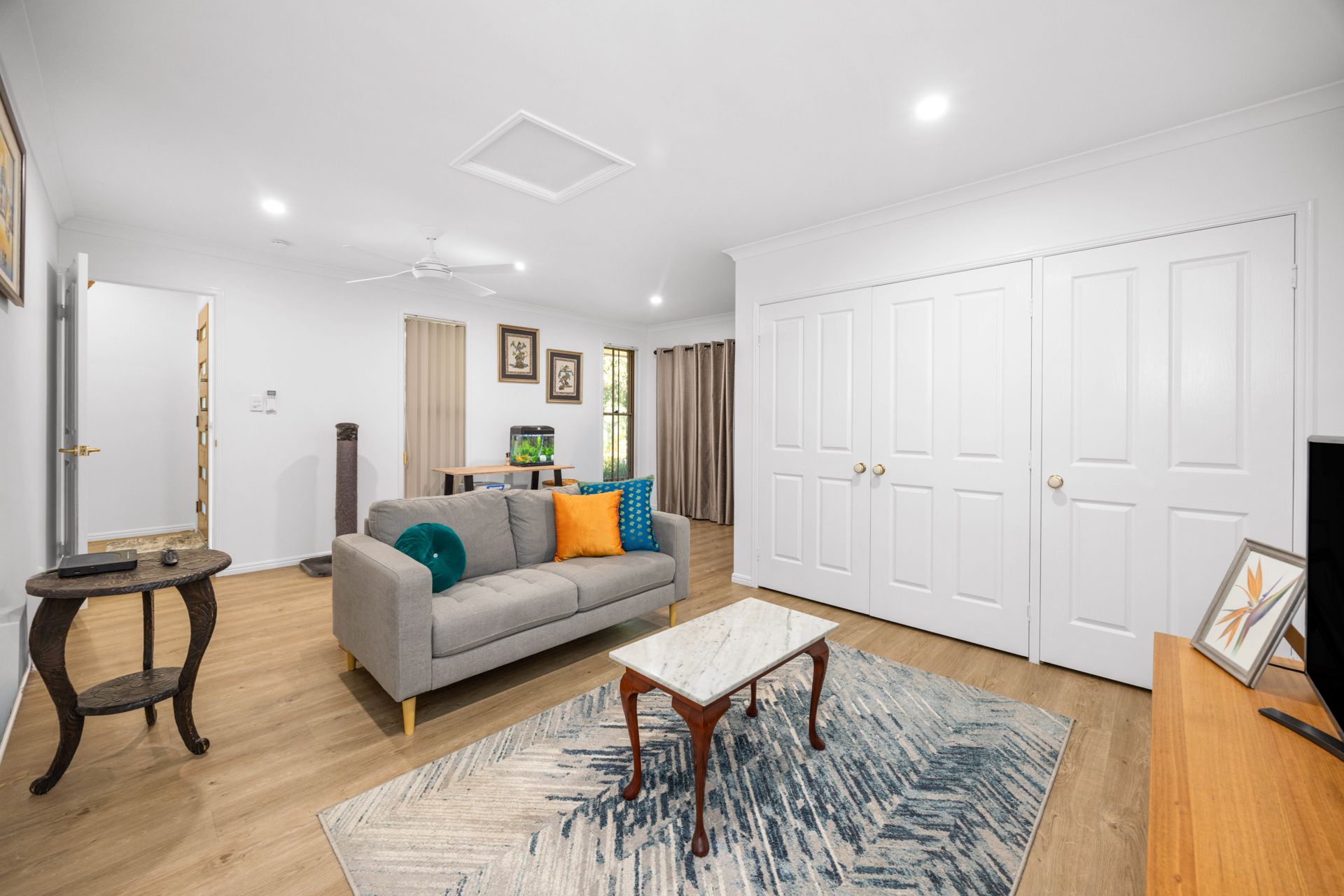 12 Redwood Court — photo 8 of 17