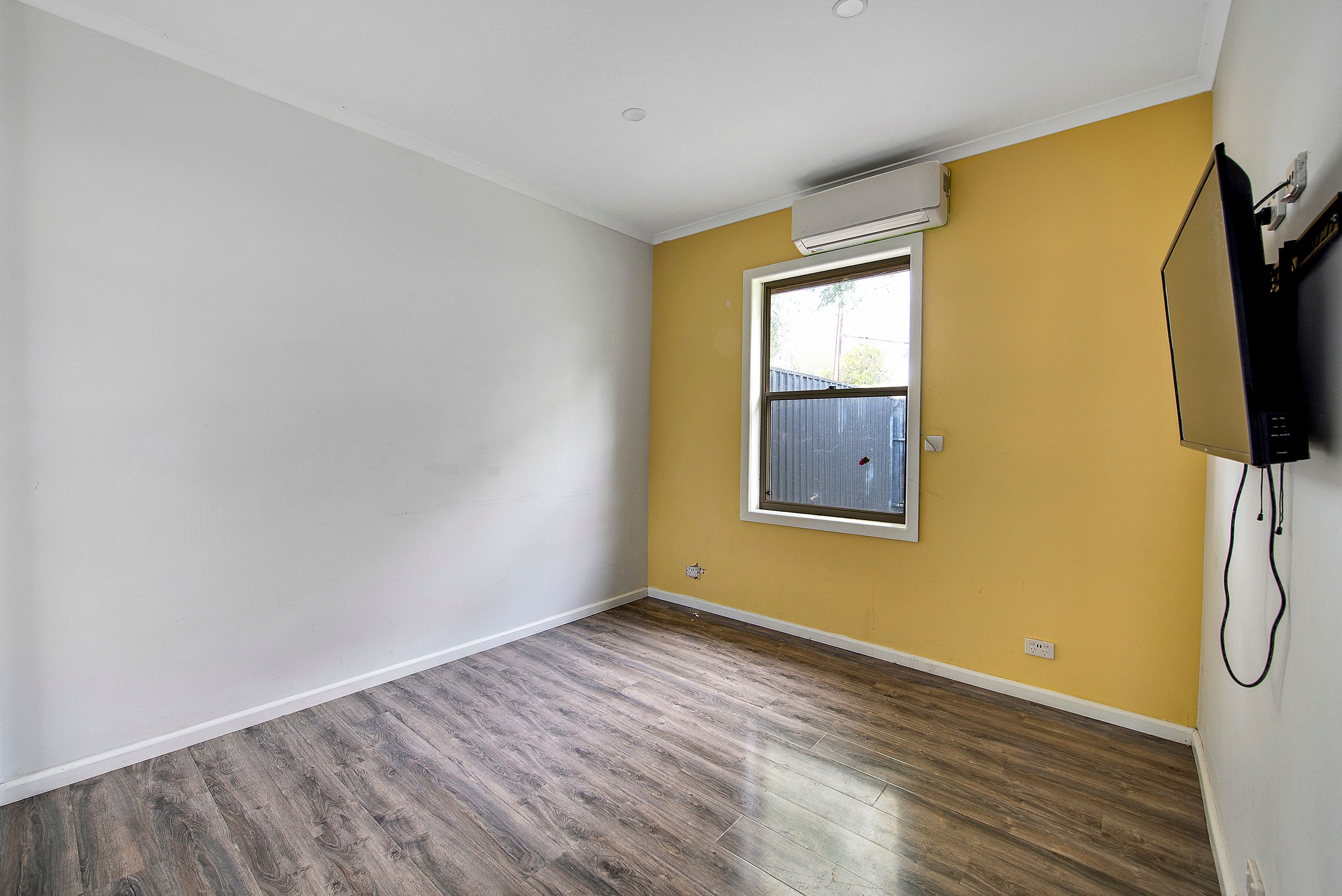 7 Stratford Road — photo 10 of 14