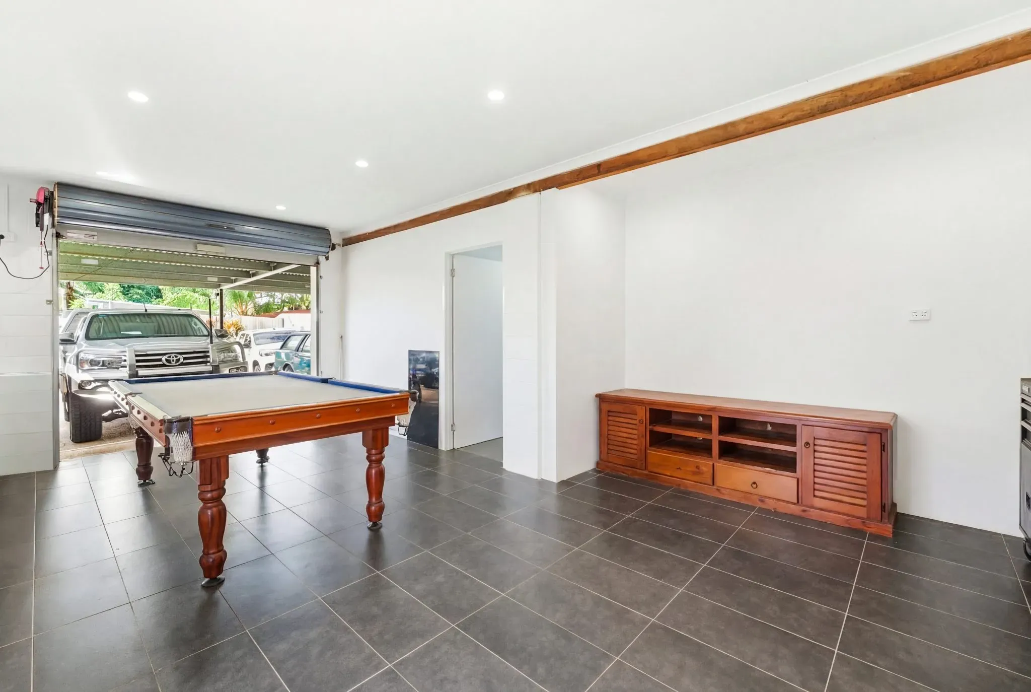 6 Helen Close — photo 14 of 20