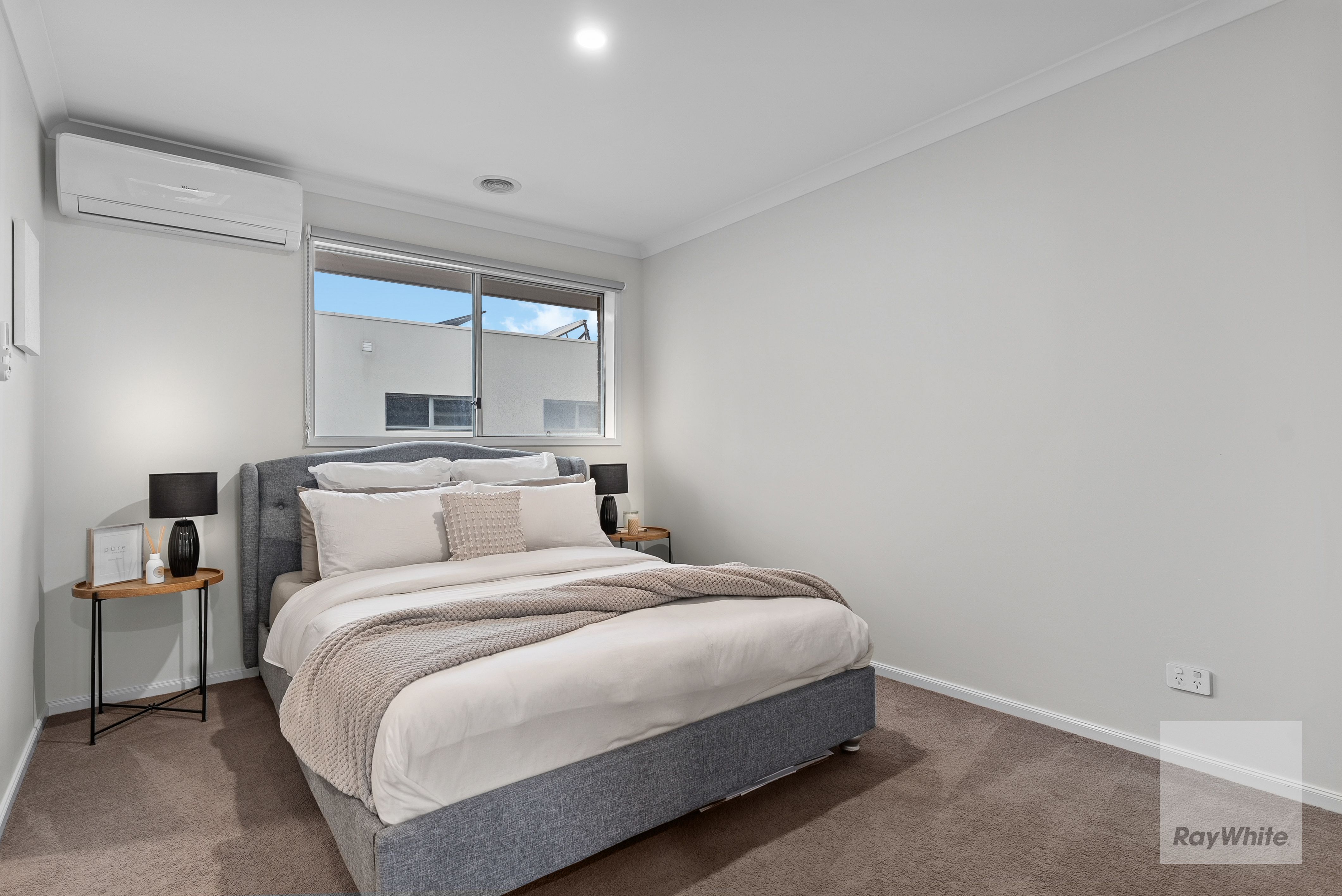 5 King Drive — photo 11 of 19