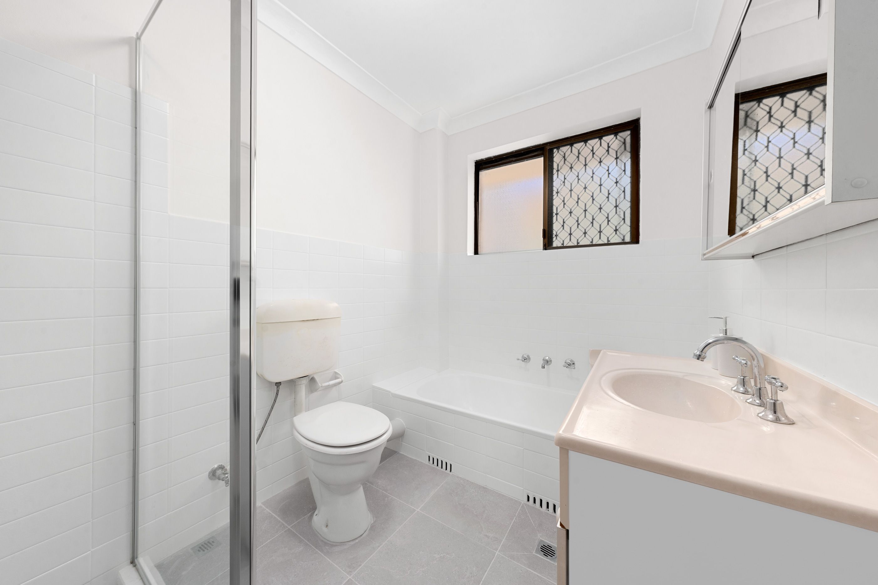16/1 Hampden Road — photo 7 of 10