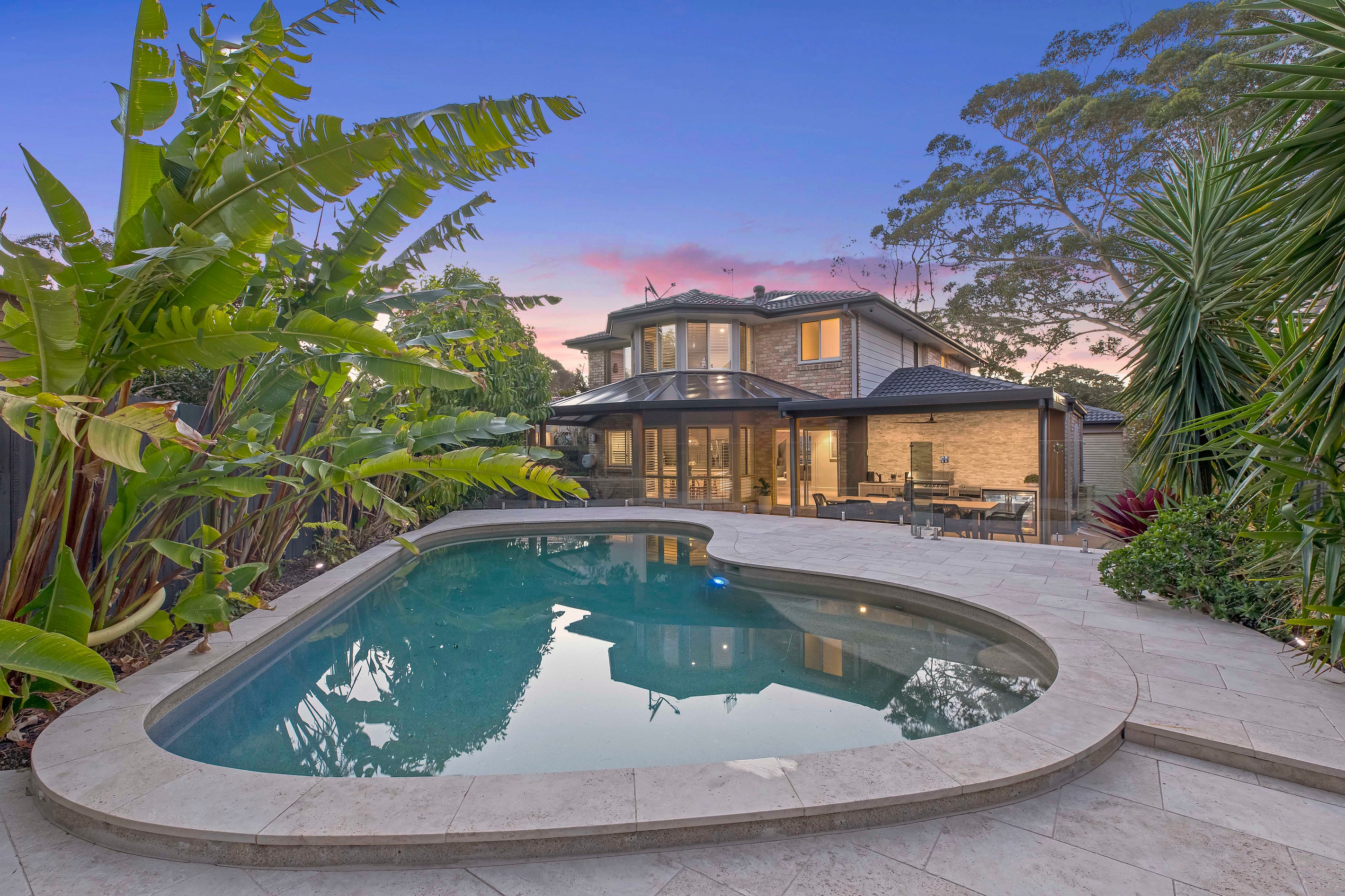 12 Lakin Street, Bateau Bay, NSW 2261