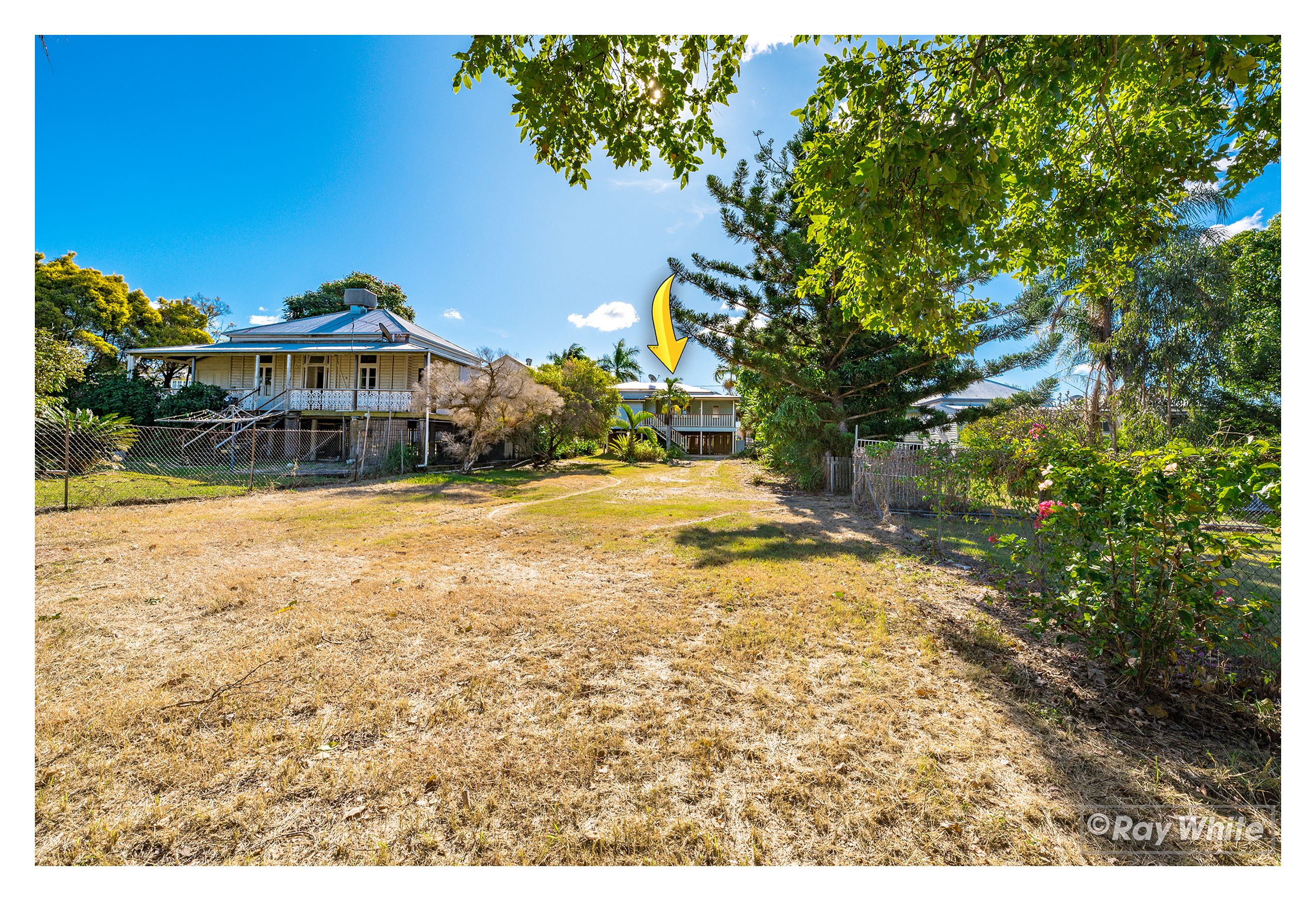 11 Cousins Street, The Range, QLD 4700