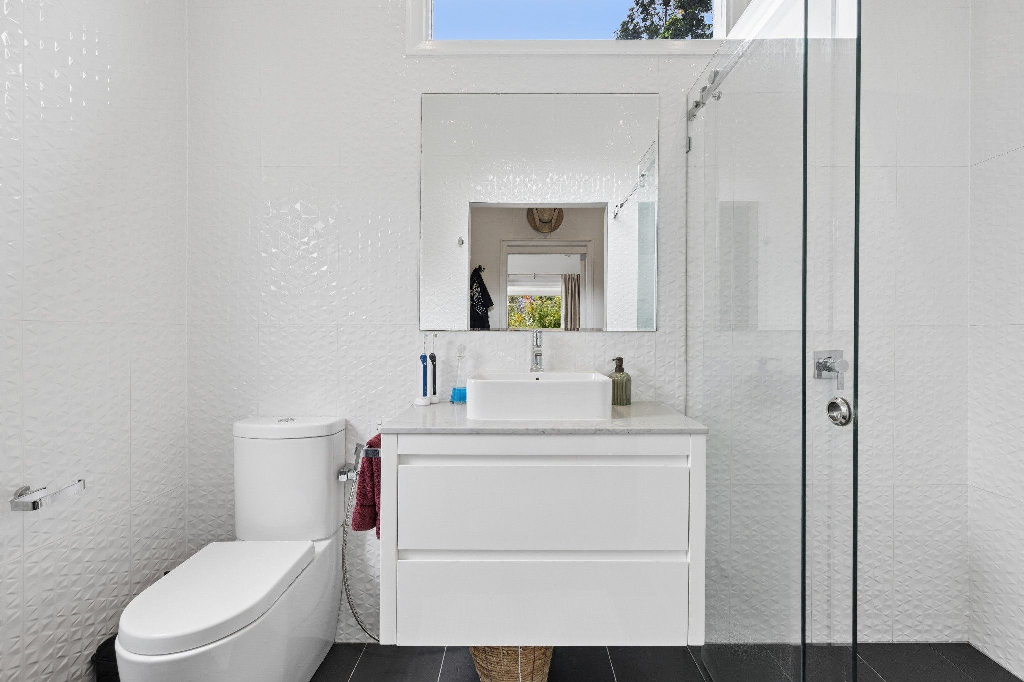 27 Dowse Street — photo 15 of 23