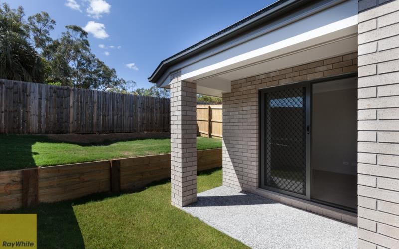 2/2 Ryrie Court, Park Ridge, QLD 4125