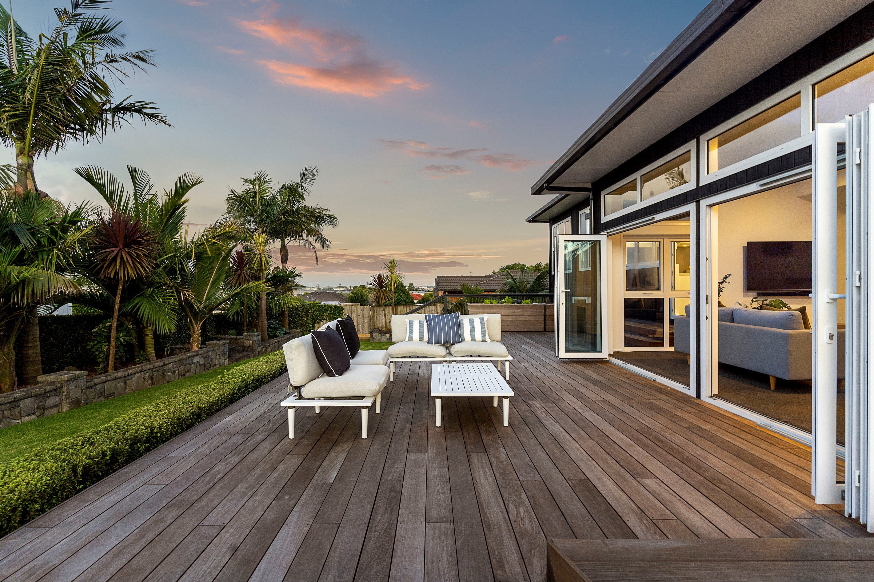 5 Hastie Avenue, Mangere Bridge, Manukau City