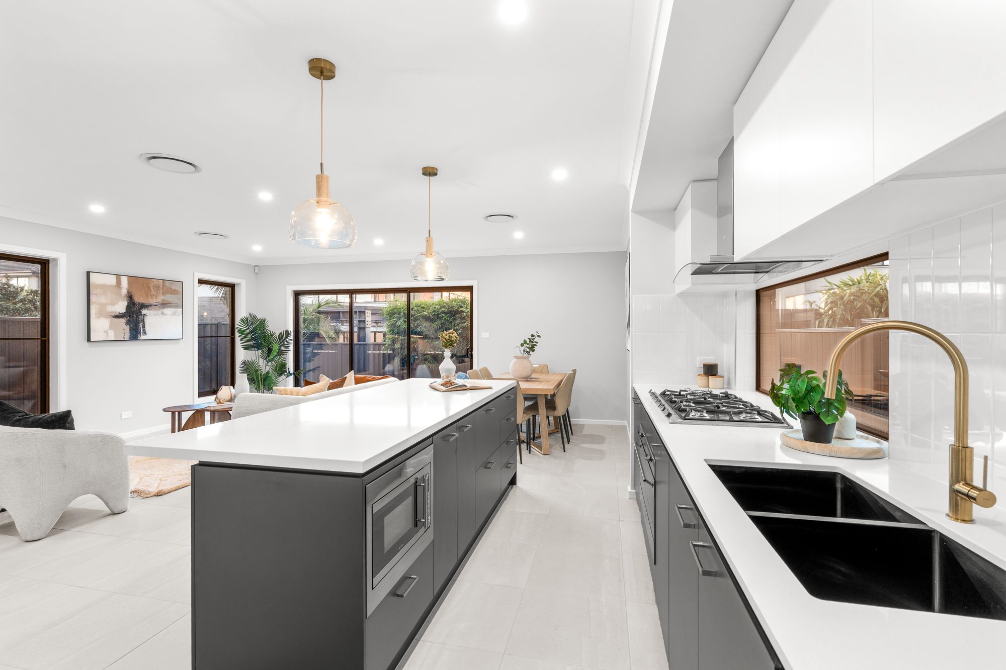 48 Elara Boulevard — photo 3 of 19