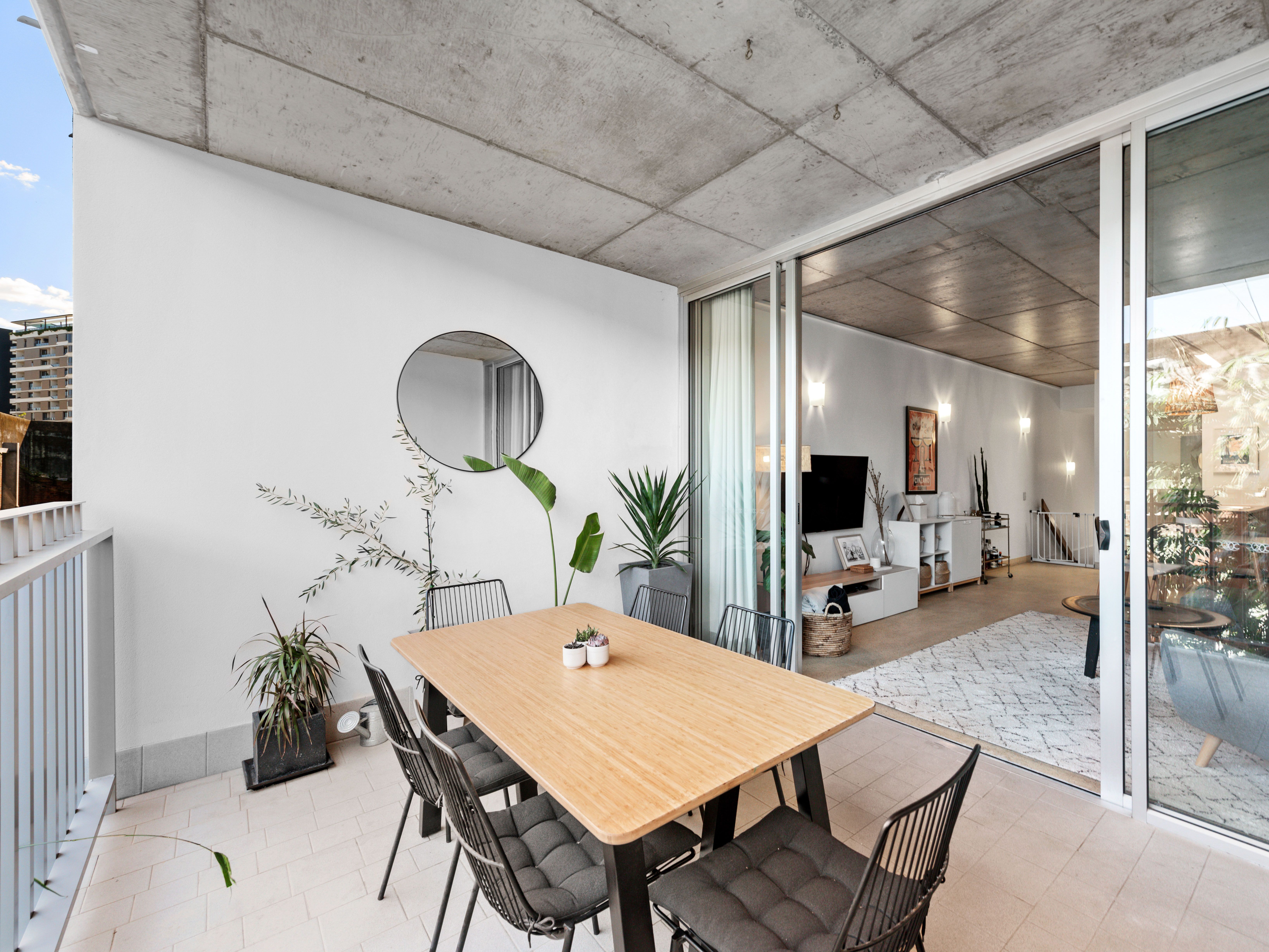 304/8 Skyring Terrace, Teneriffe, QLD 4005