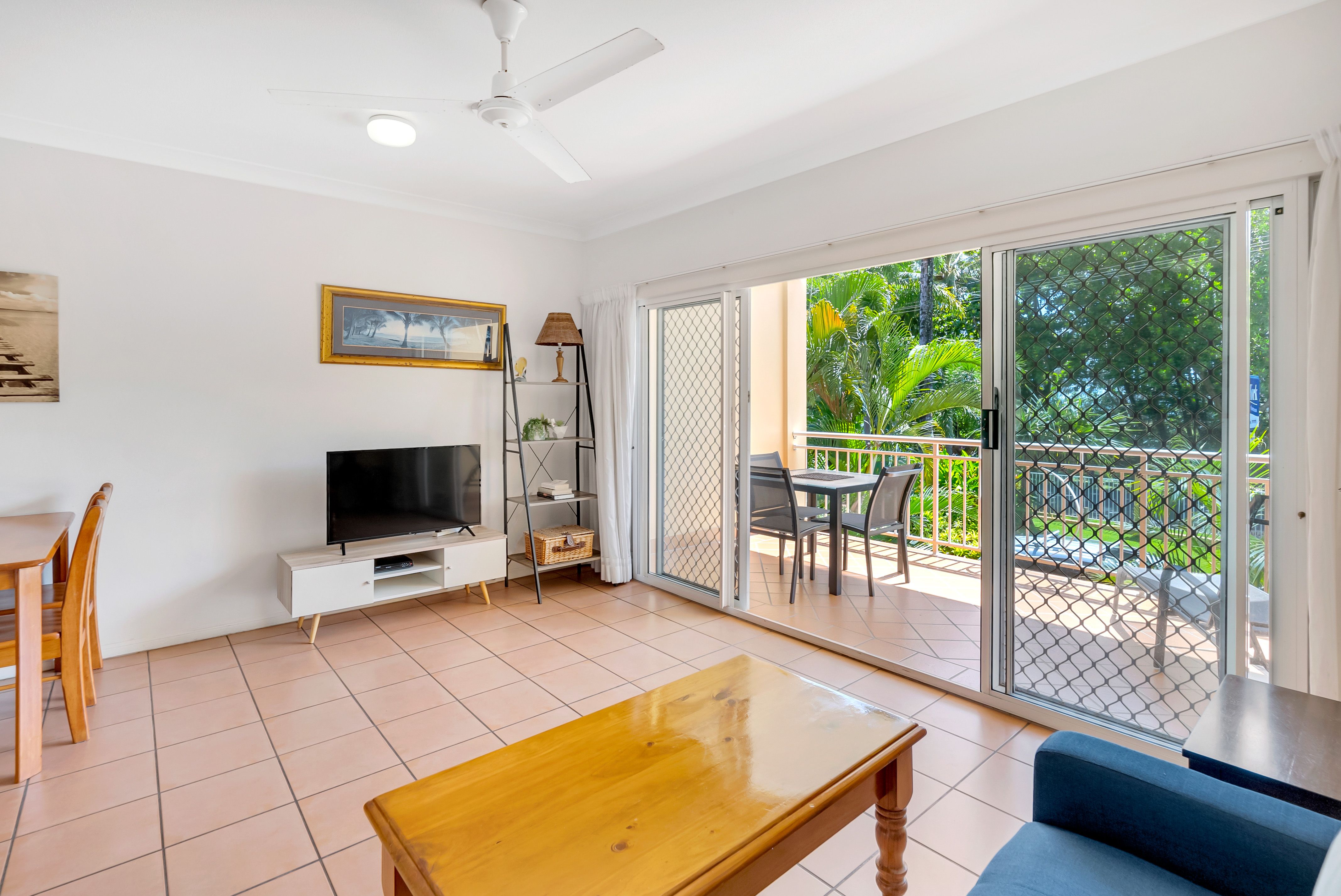 6/61-63 Sims Esplanade, Yorkeys Knob, QLD 4878