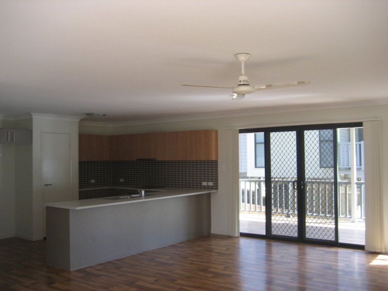 22 Salomon Court, Goodna, QLD 4300