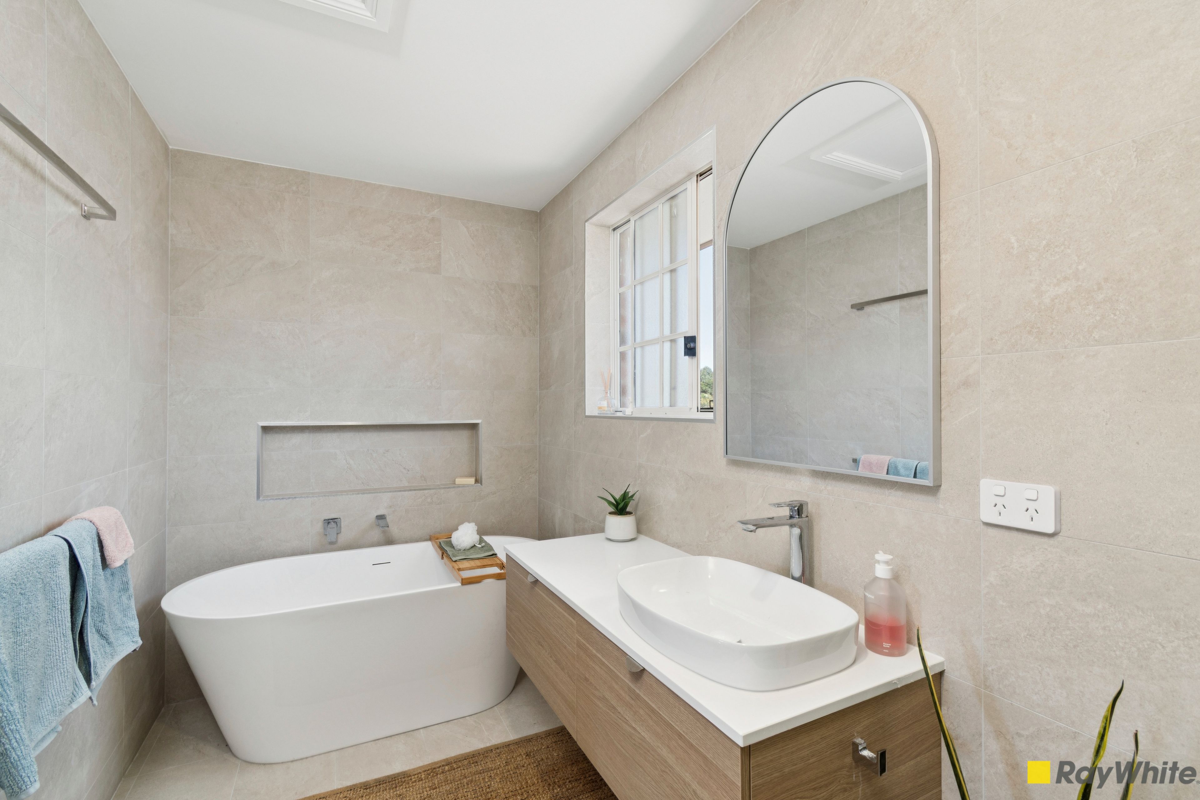 4/45 Campbell Street — photo 7 of 11
