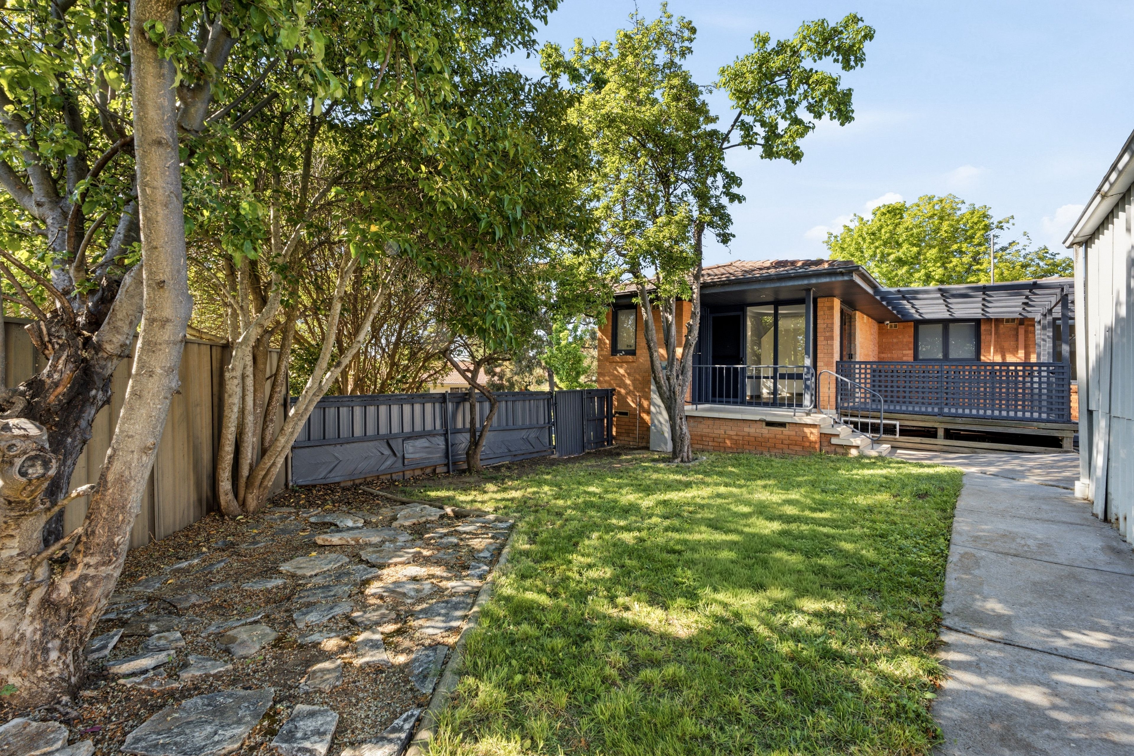 31 Waratah Street — photo 23 of 23