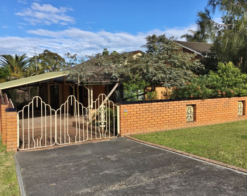 22 Ahina Avenue, Budgewoi, NSW 2262