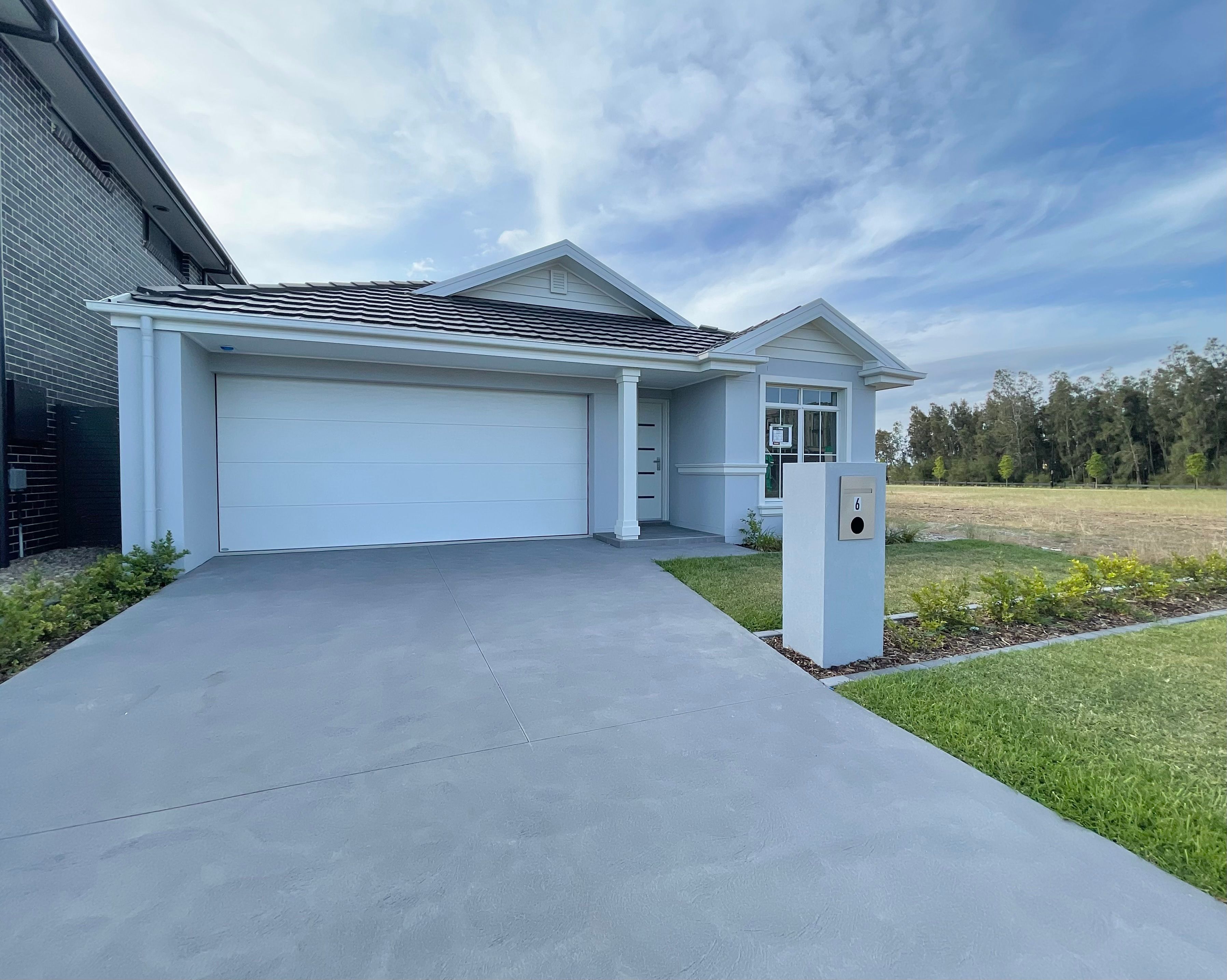 6 Booker Drive, Catherine Field, NSW 2557