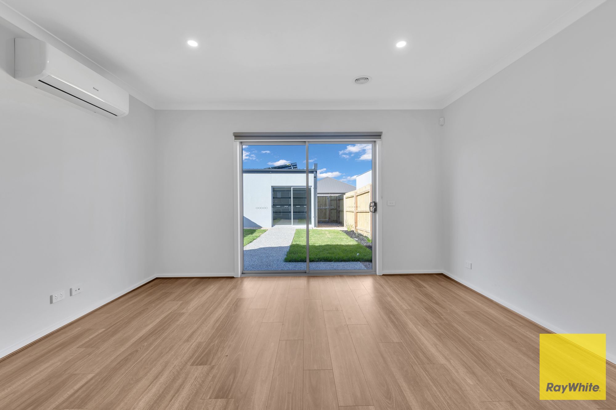 107 Bursa Drive — photo 5 of 13