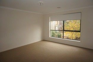 10 Waugh Street, Sunbury, VIC 3429