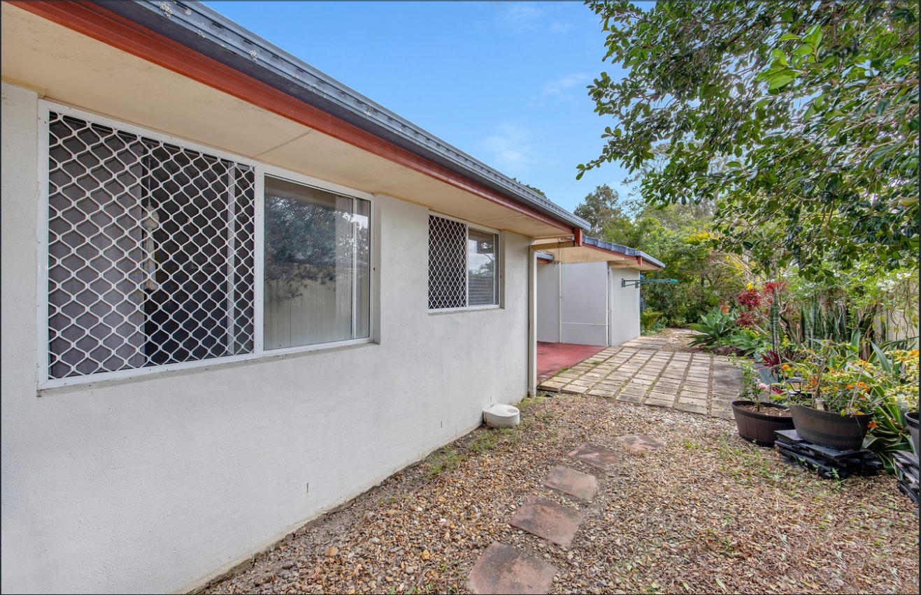 2/156 Kumbari Avenue — photo 8 of 11