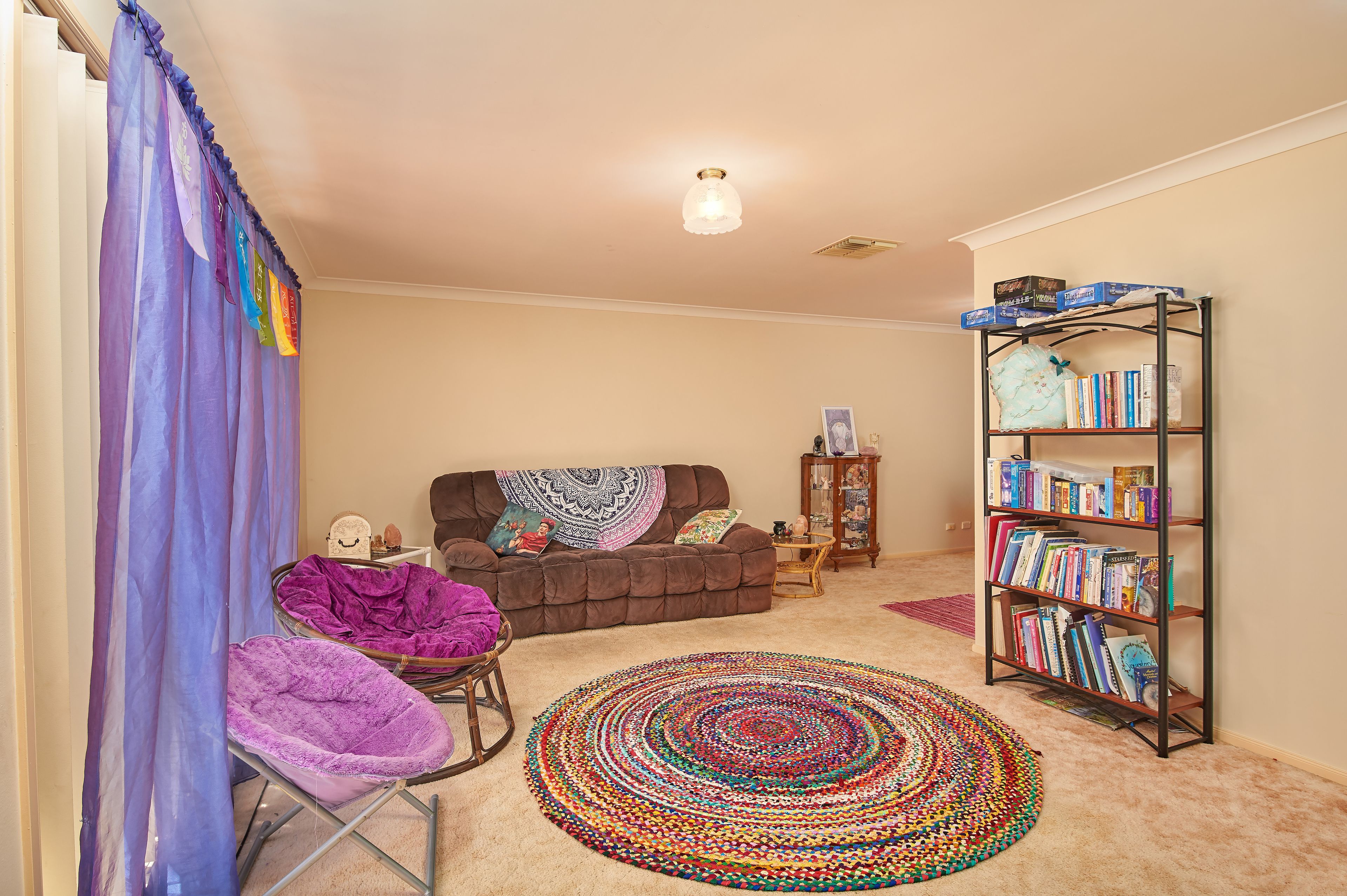 16 Kaldari Crescent, Glenfield Park, NSW 2650