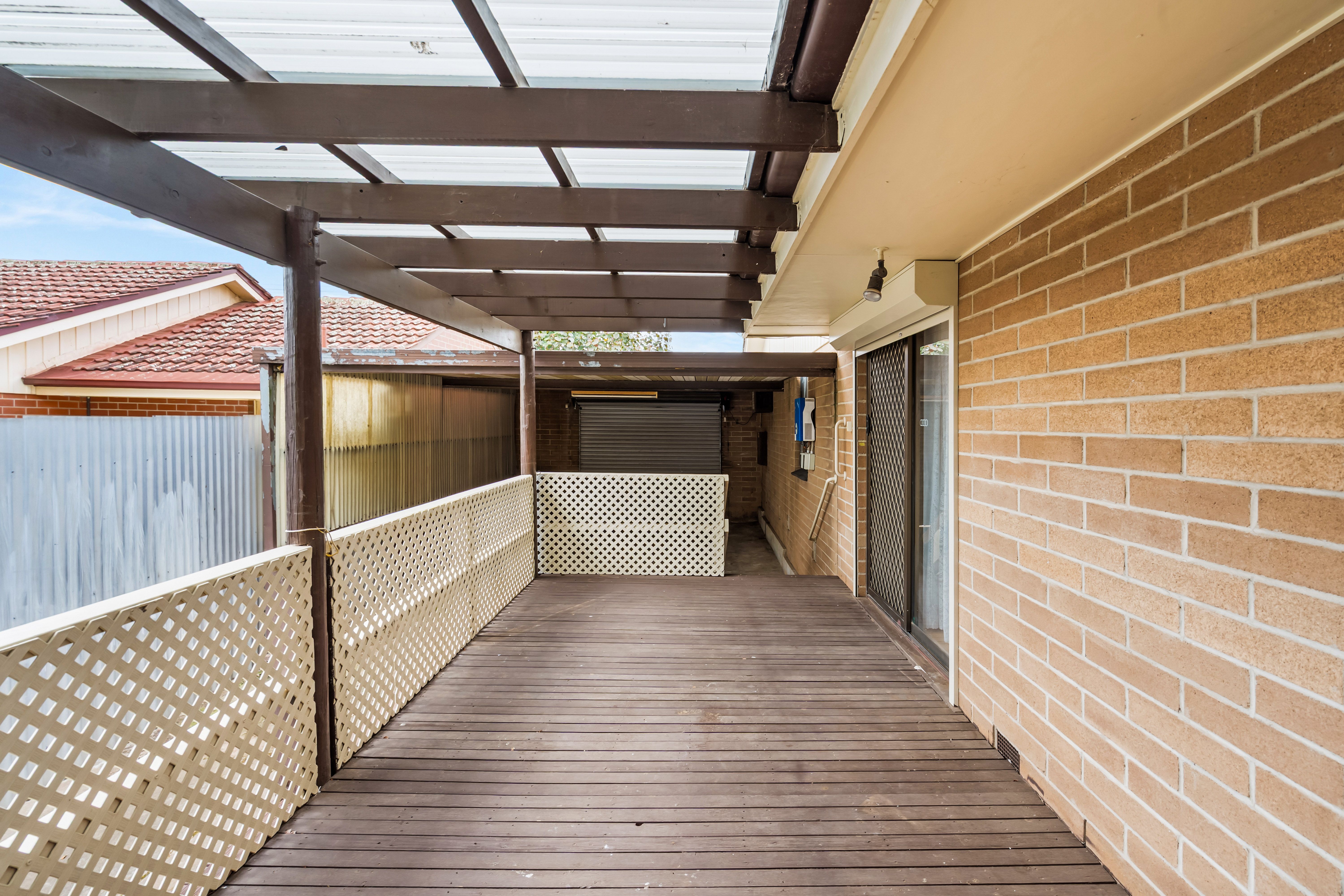 8 Verdon Drive — photo 18 of 28