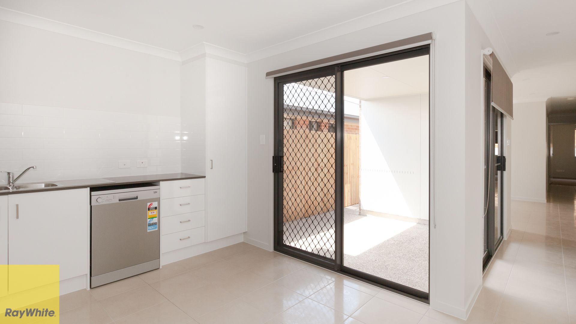 1/14 Stormbird Street, Redbank Plains, QLD 4301