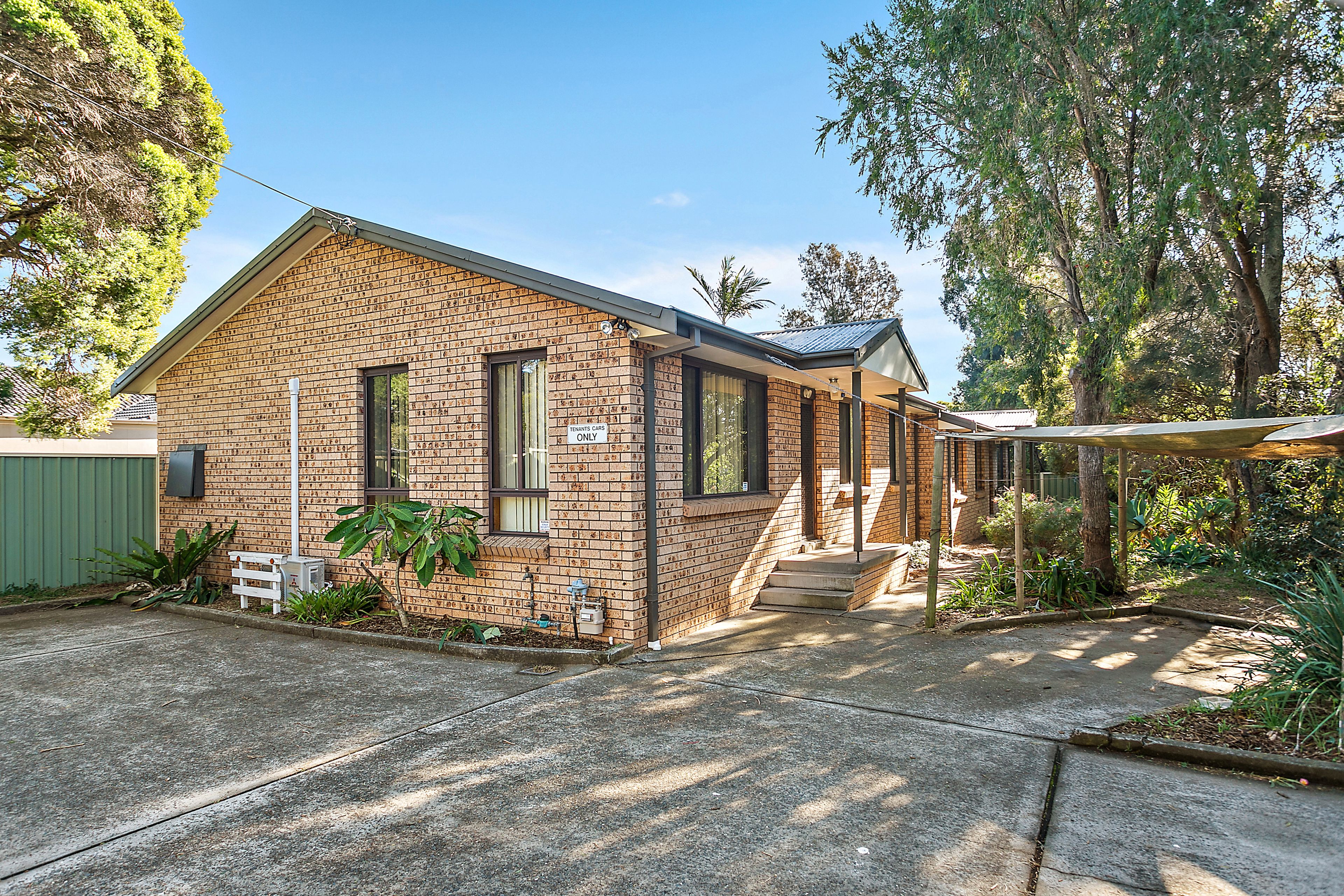 2/303a Princes Highway, Albion Park Rail, NSW 2527